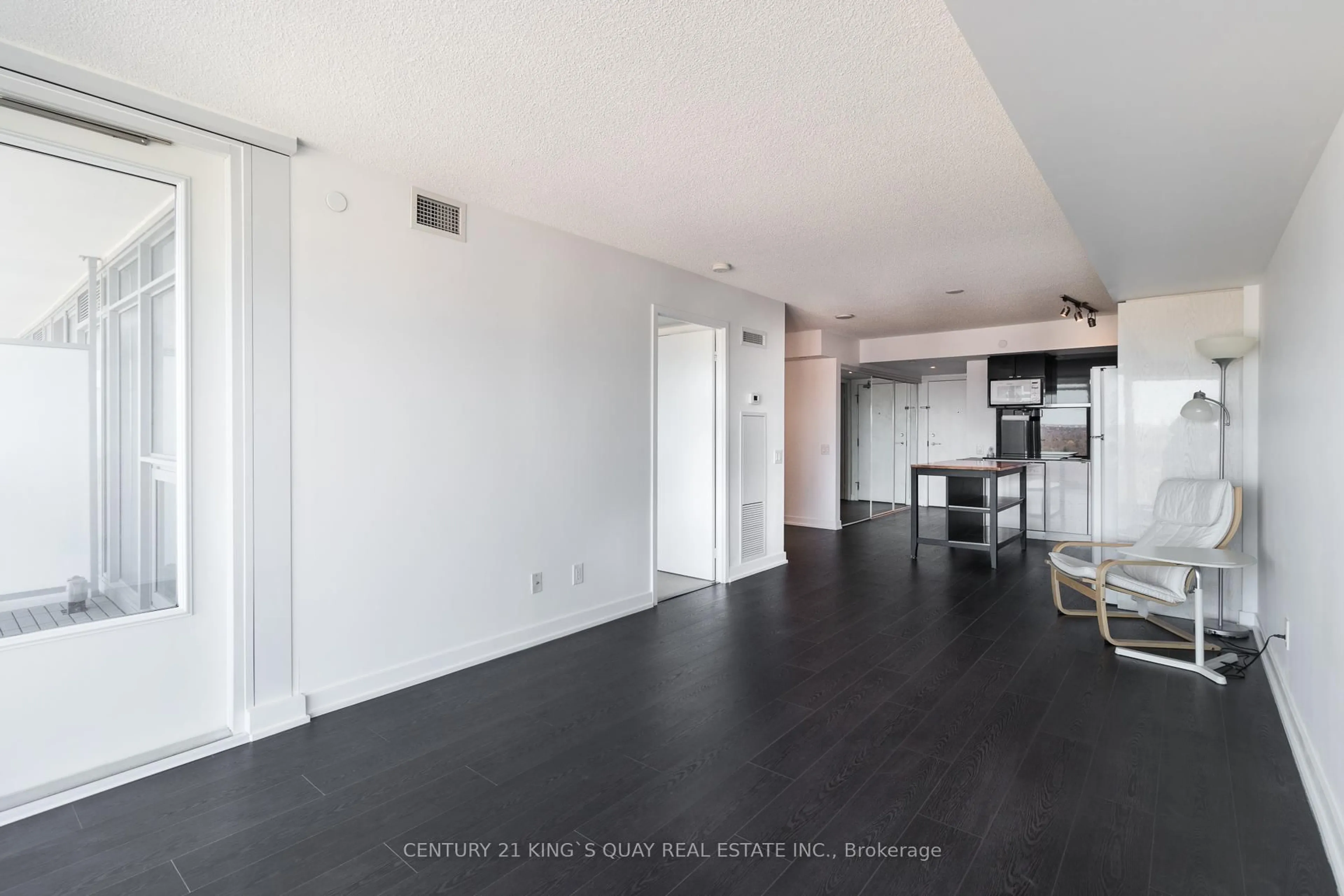 A pic of a room for 72 Esther Shiner Blvd #1609, Toronto Ontario M2K 0C4
