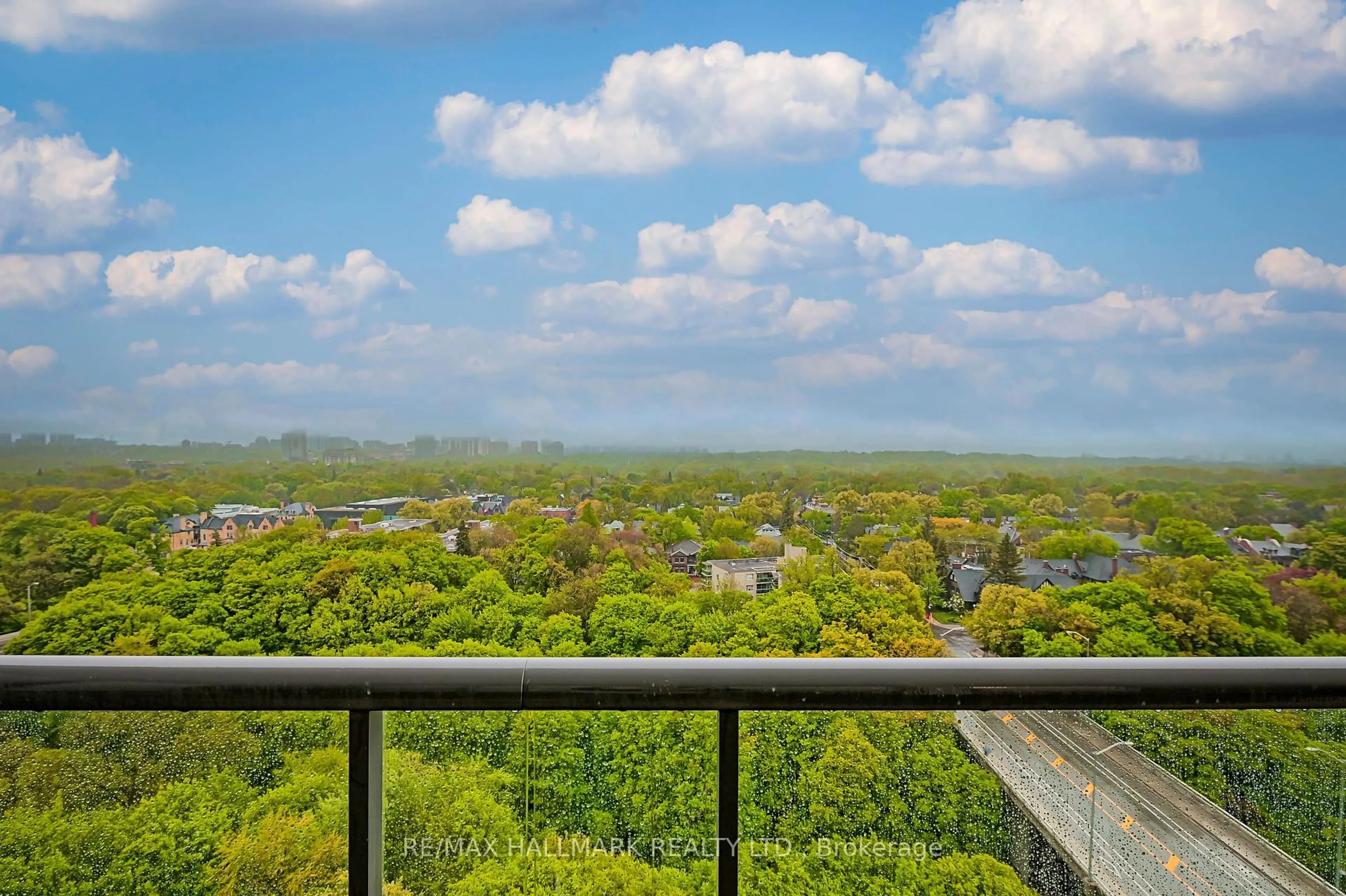 Balcony in the apartment, water/lake/river/ocean view for 388 Bloor St #1805, Toronto Ontario M4W 3W9