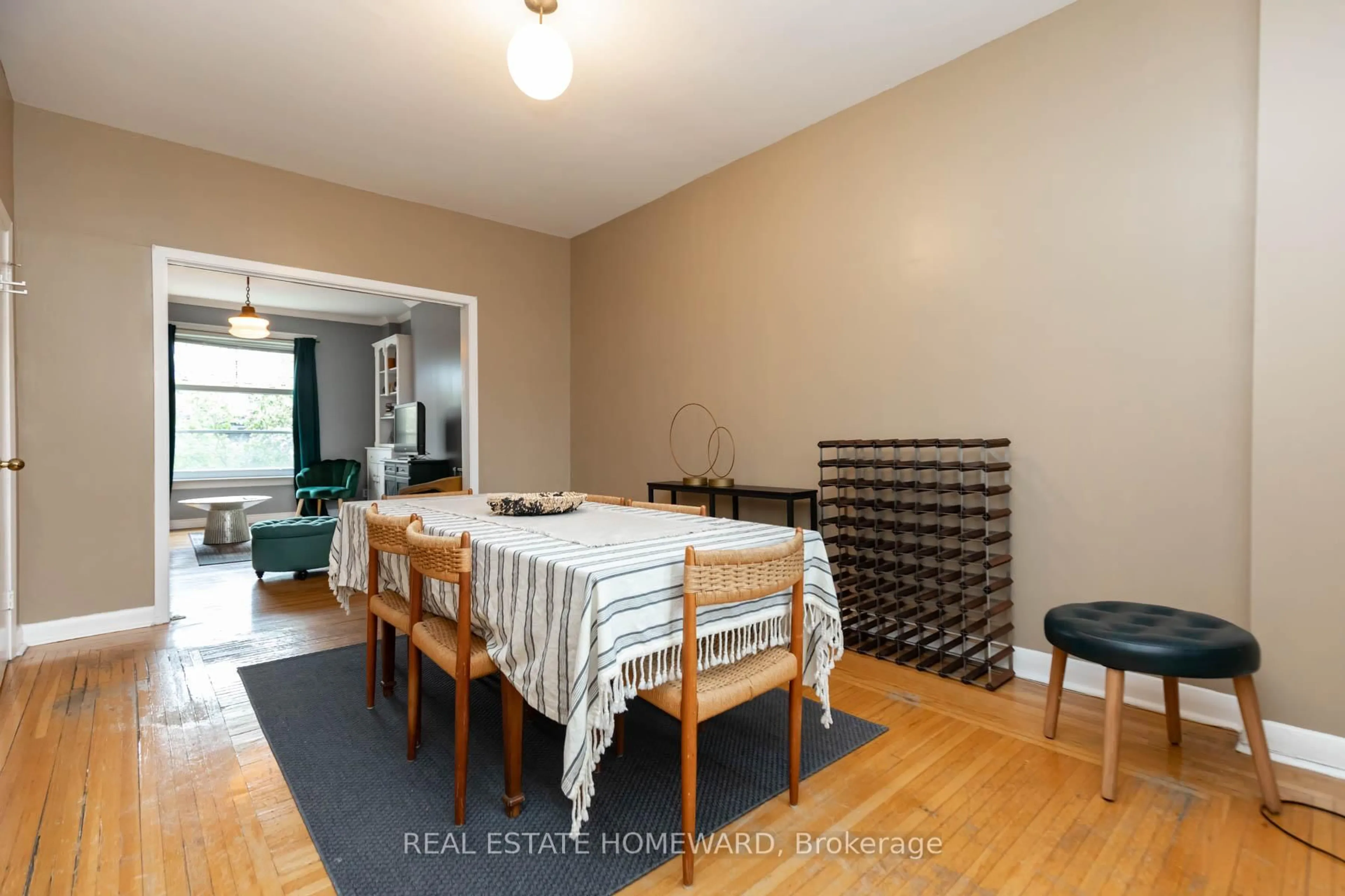 Dining room, unknown for 110 Beatrice St, Toronto Ontario M6J 2T3