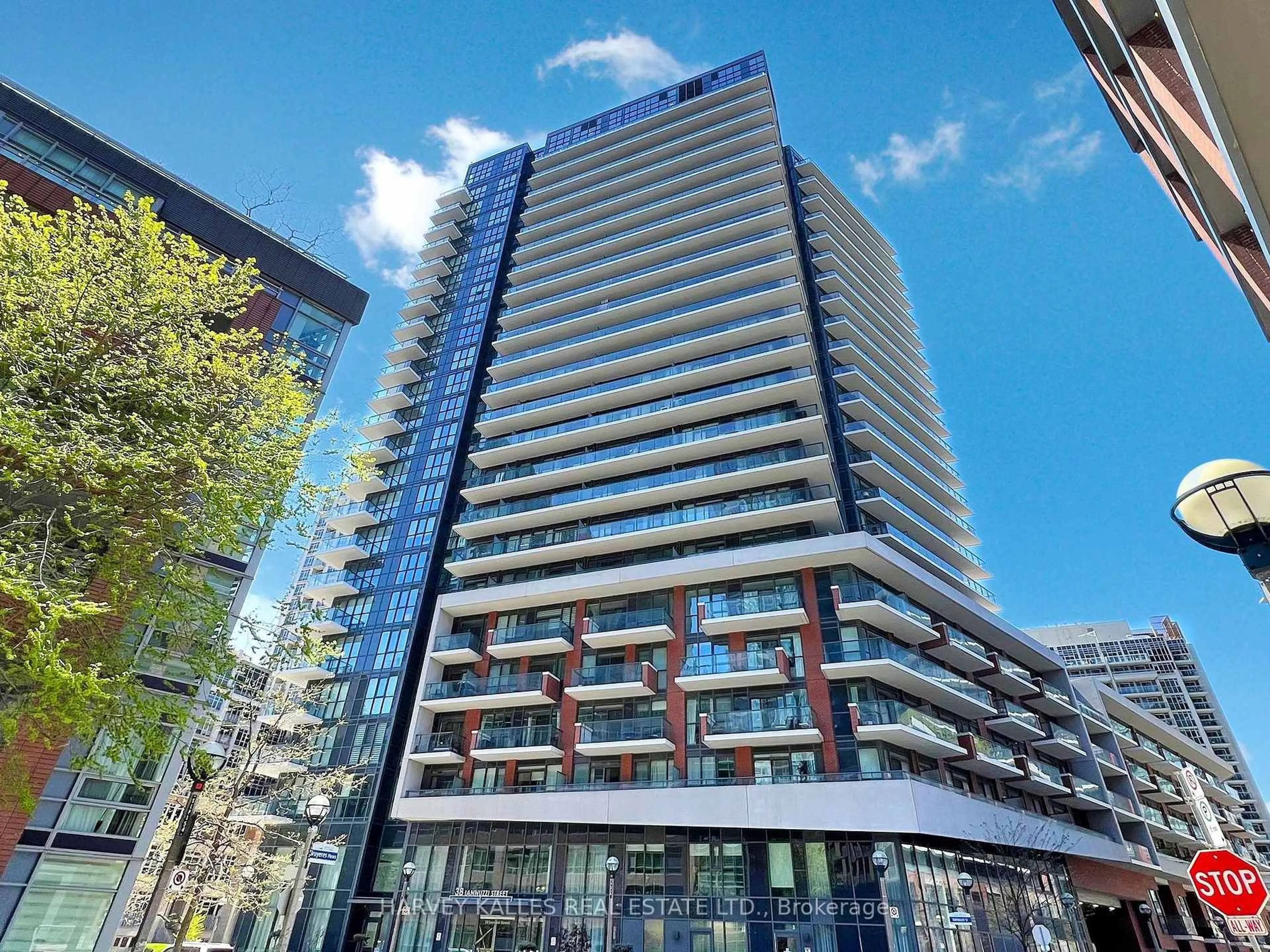 Unknown for 38 Iannuzzi St #304, Toronto Ontario M5V 0S2