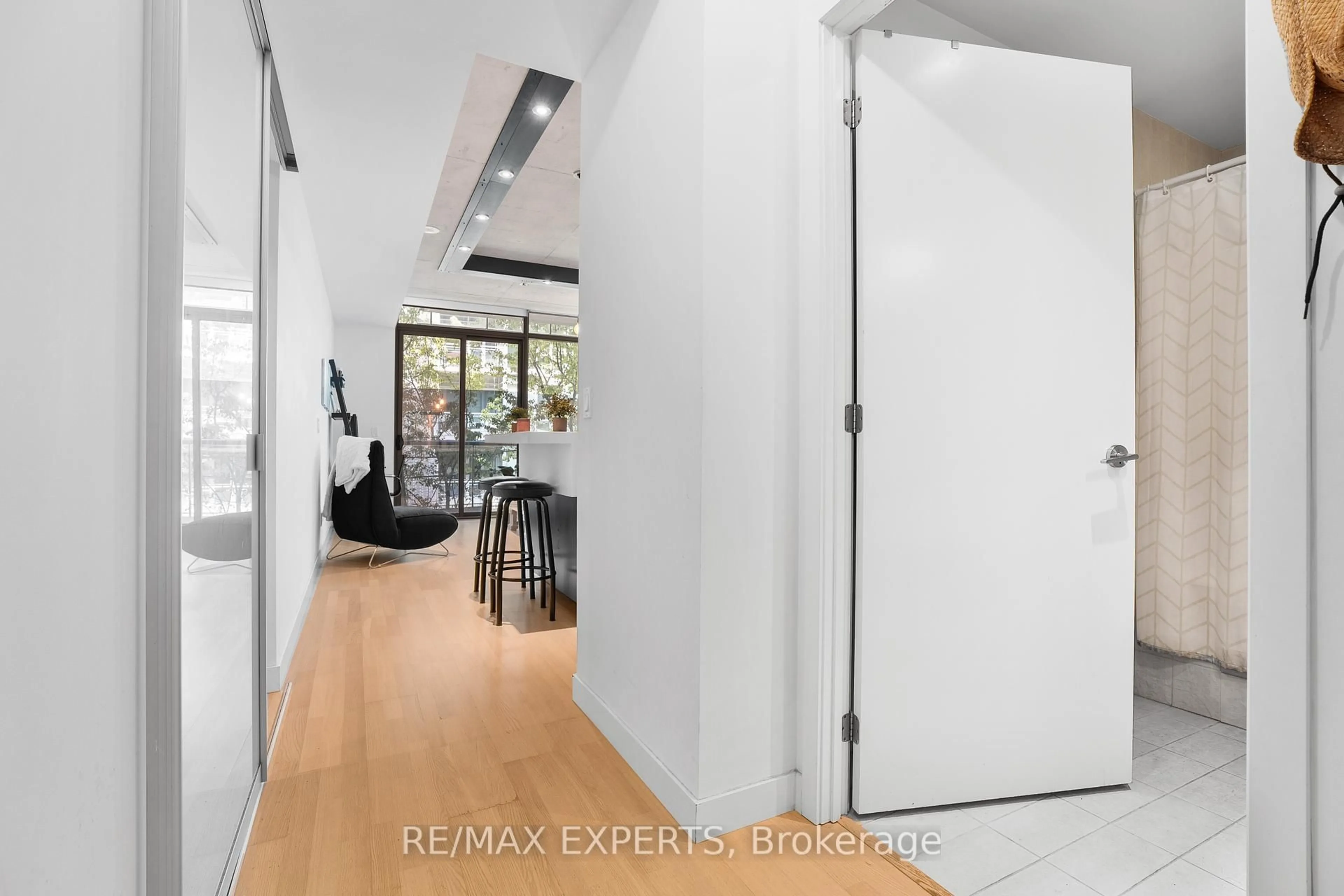 Unknown for 55 Stewart St #311, Toronto Ontario M5V 2V1