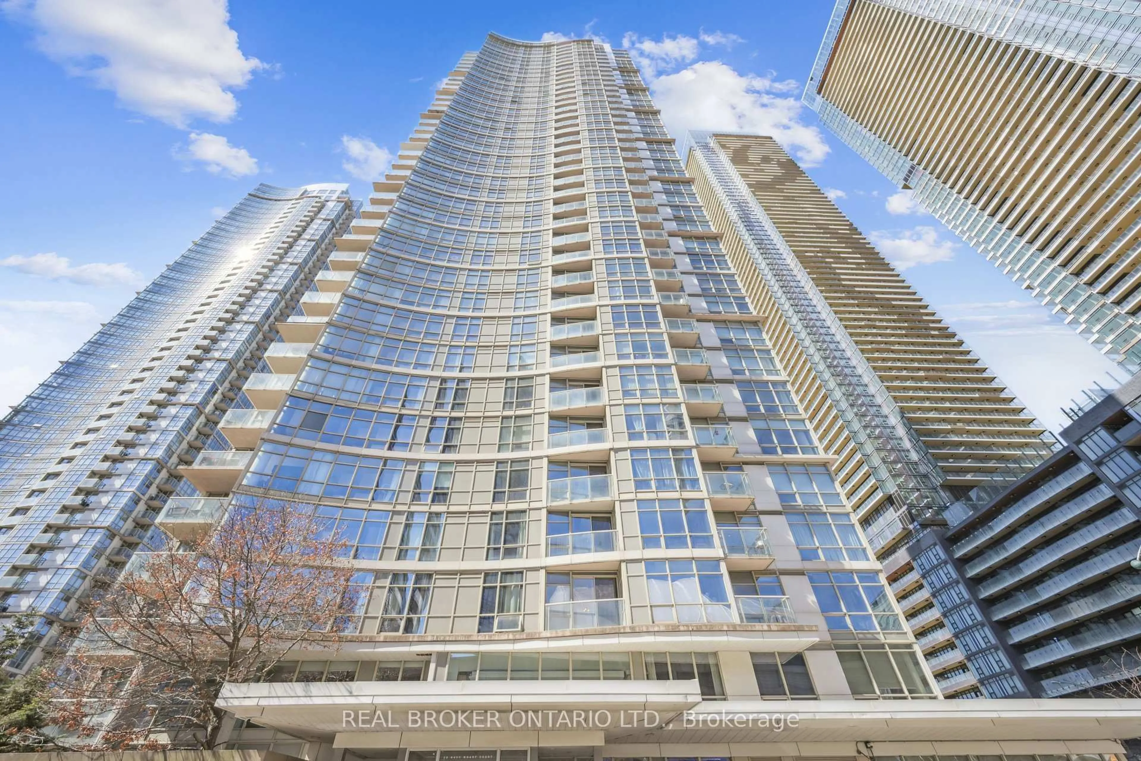 Unknown for 10 Navy Wharf Crt #2901, Toronto Ontario M5V 3V2