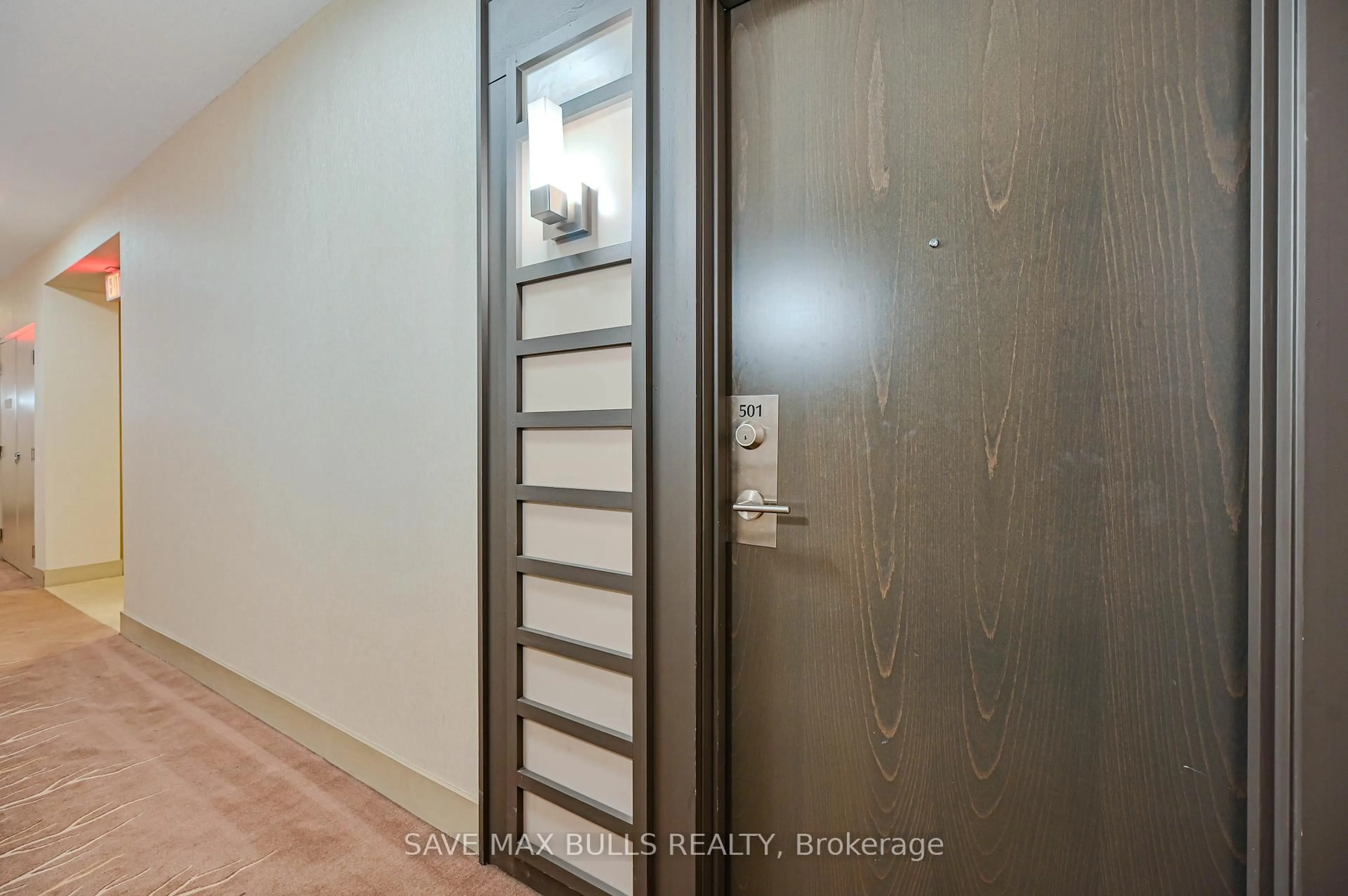 Indoor entryway for 181 Wynford Dr #501, Toronto Ontario M3C 0C6
