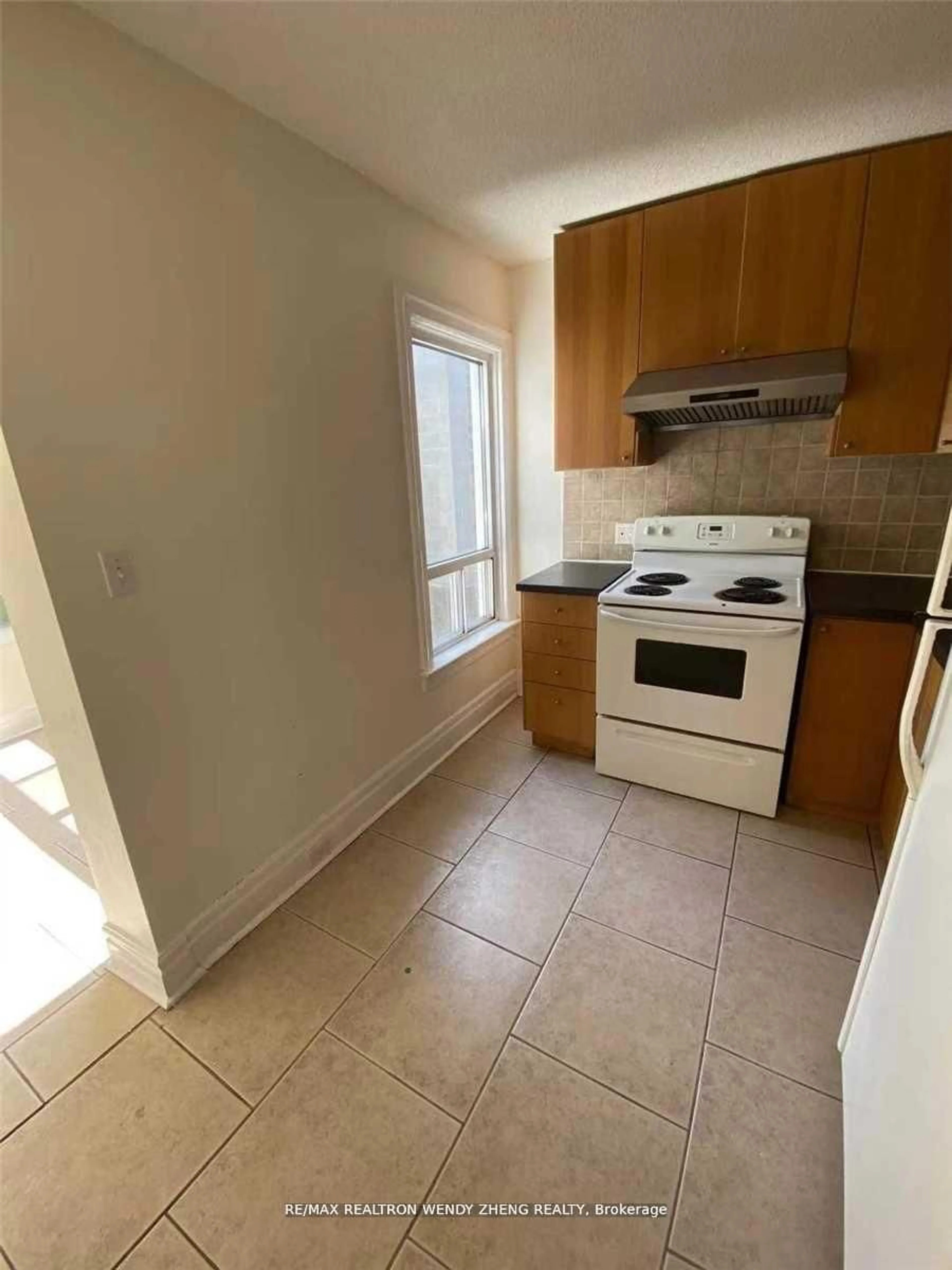 Standard kitchen, unknown for 1145 Davenport Rd, Toronto Ontario M6H 2G4