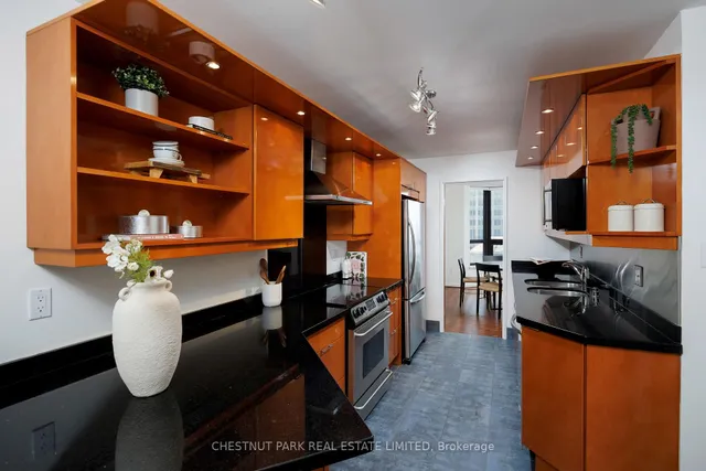 Additional property image - 62 Wellesley St Unit 1903