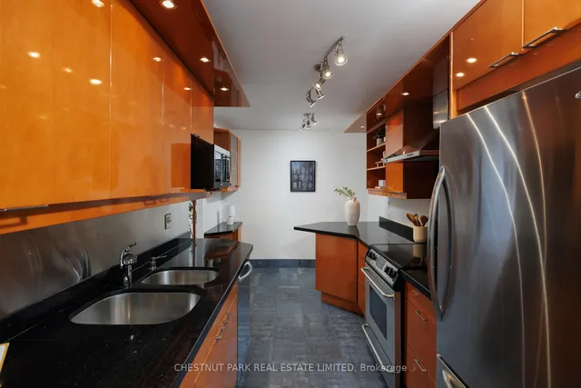 Additional property image - 62 Wellesley St Unit 1903