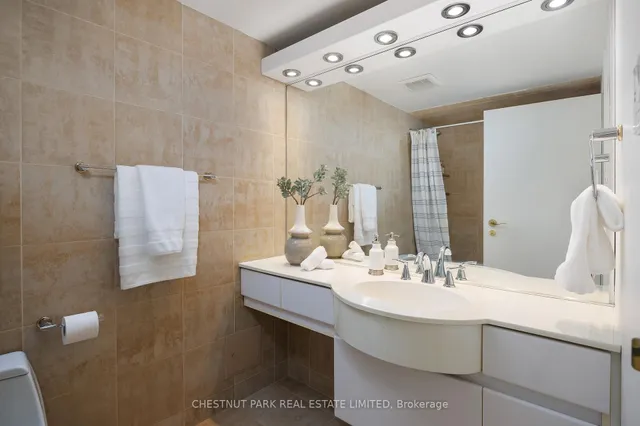 Additional property image - 62 Wellesley St Unit 1903