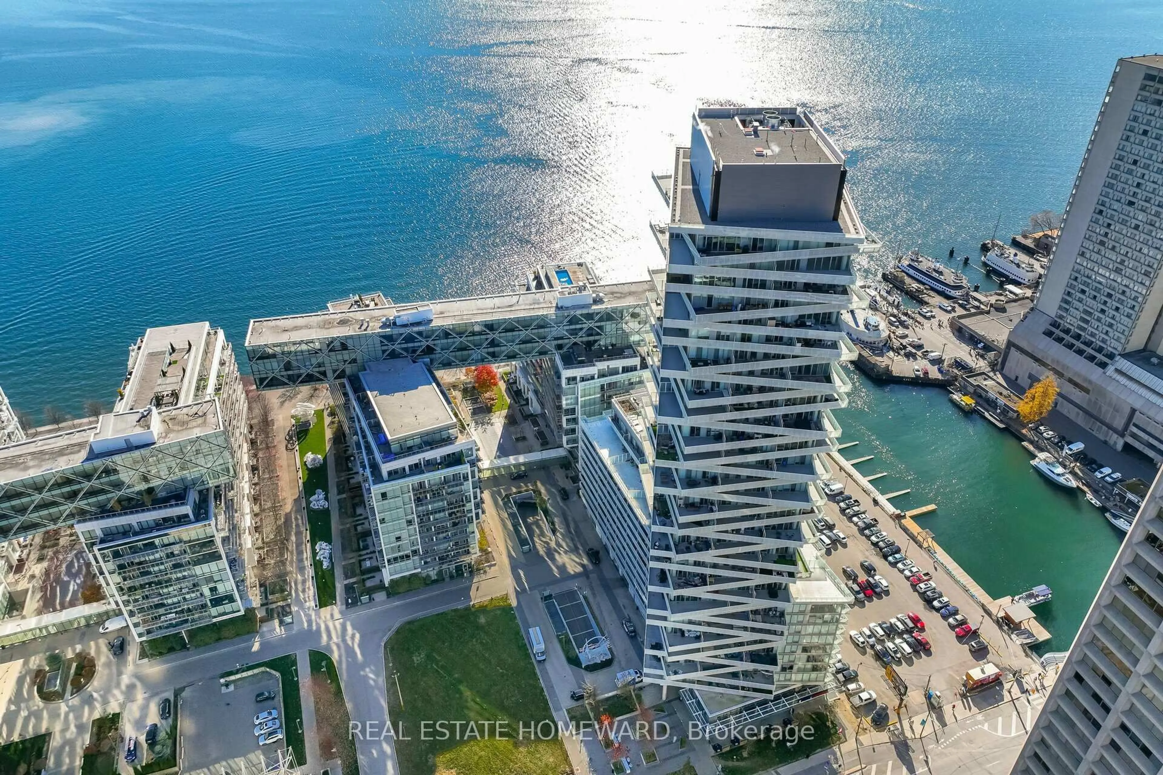 A pic from outside/outdoor area/front of a property/back of a property/a pic from drone, water/lake/river/ocean view for 29 Queens Quay #902, Toronto Ontario M5E 0A4