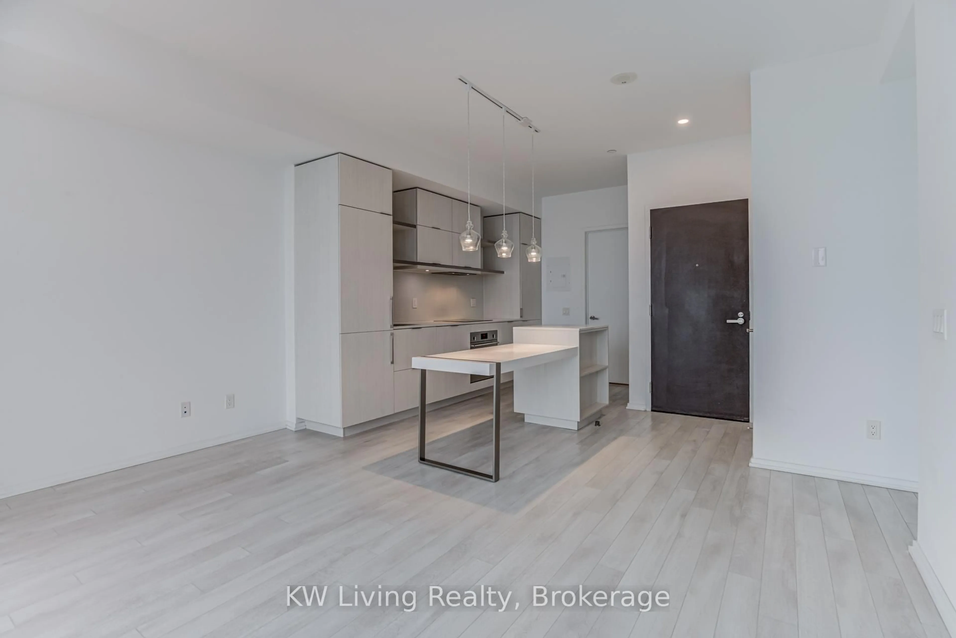 Unknown for 197 Yonge St #2906, Toronto Ontario M5B 1M4