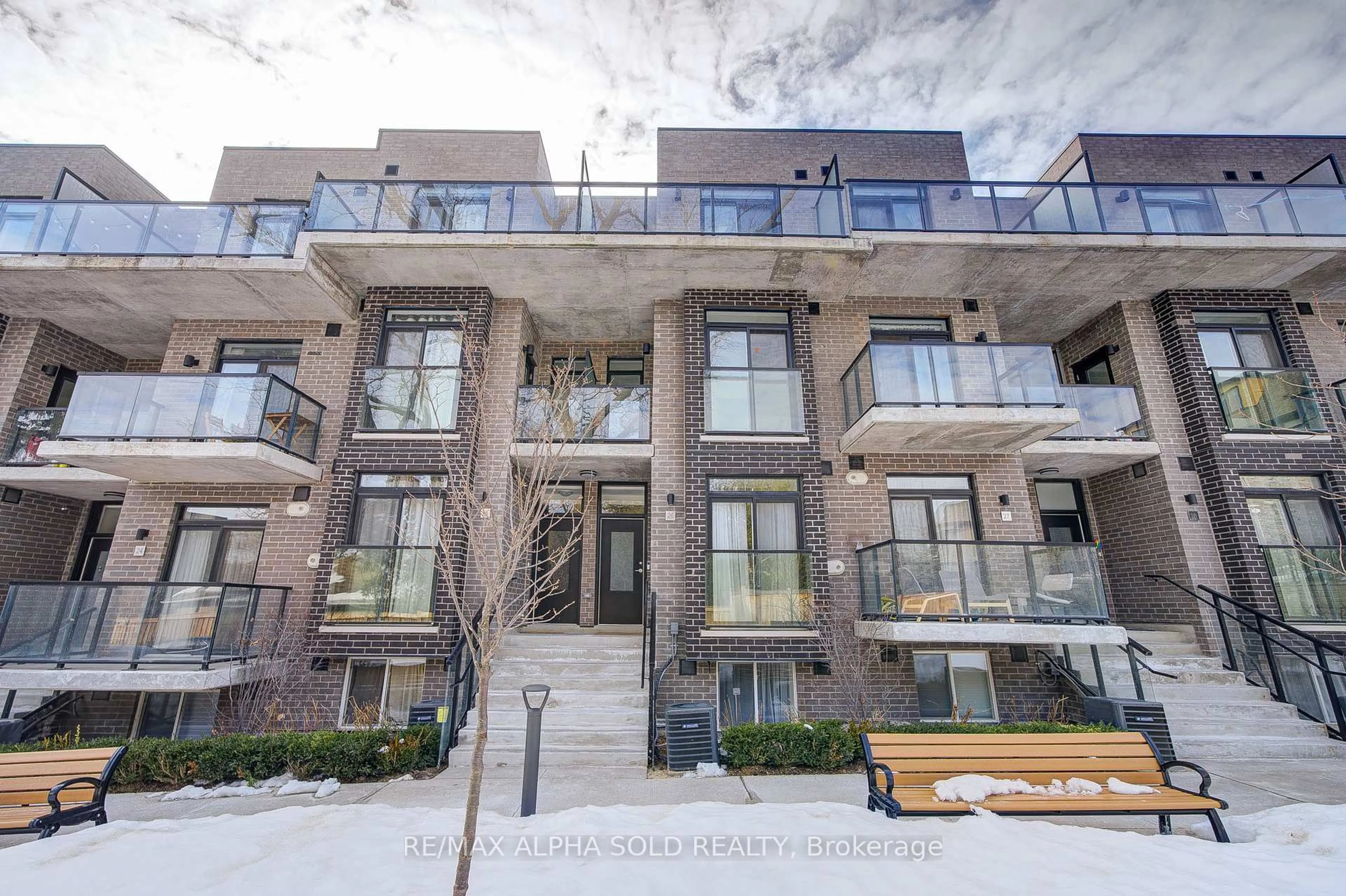 Patio, unknown for 51 Winlock Park #26, Toronto Ontario M2M 0B8