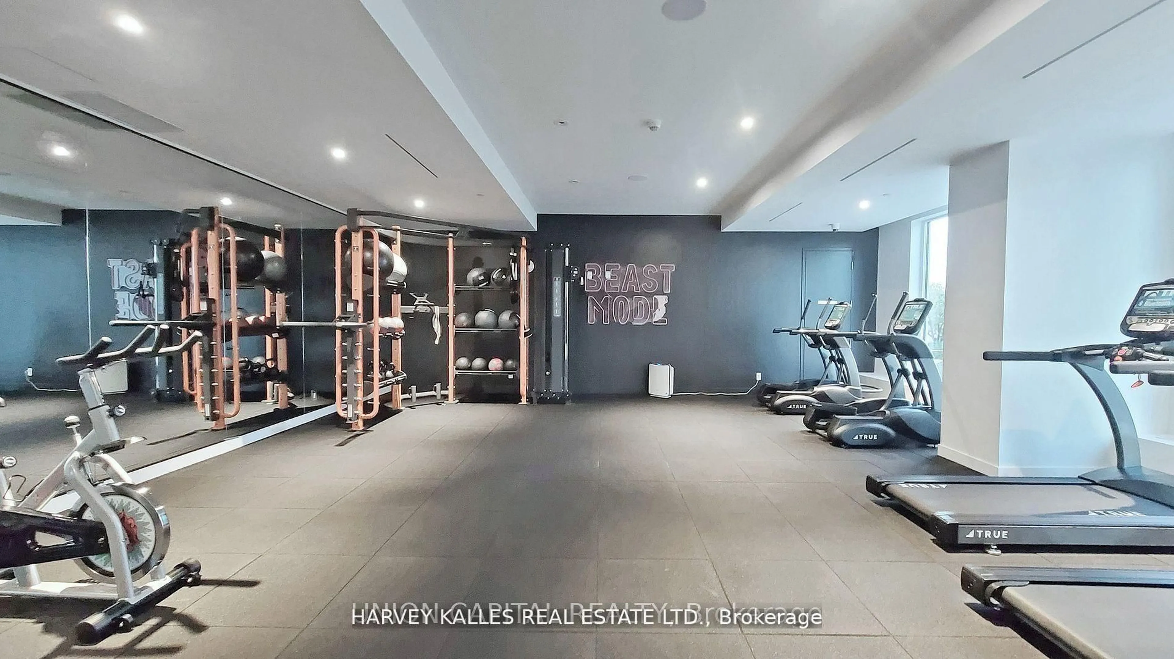 Gym or fitness room for 33 Helendale Ave #2409, Toronto Ontario M4R 1C5