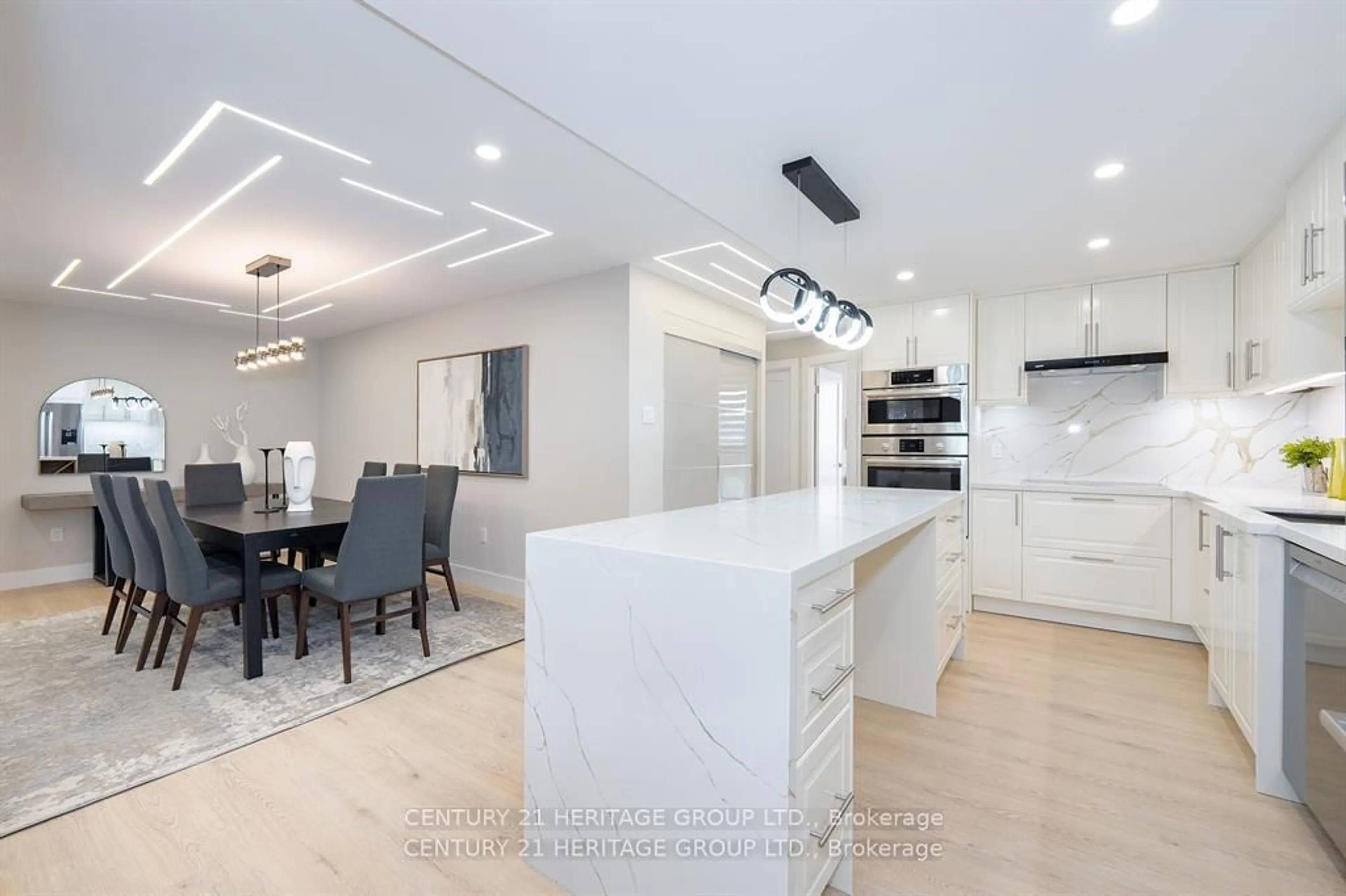 Open concept kitchen, unknown for 3303 Don Mills Rd #406, Toronto Ontario M2J 4T6