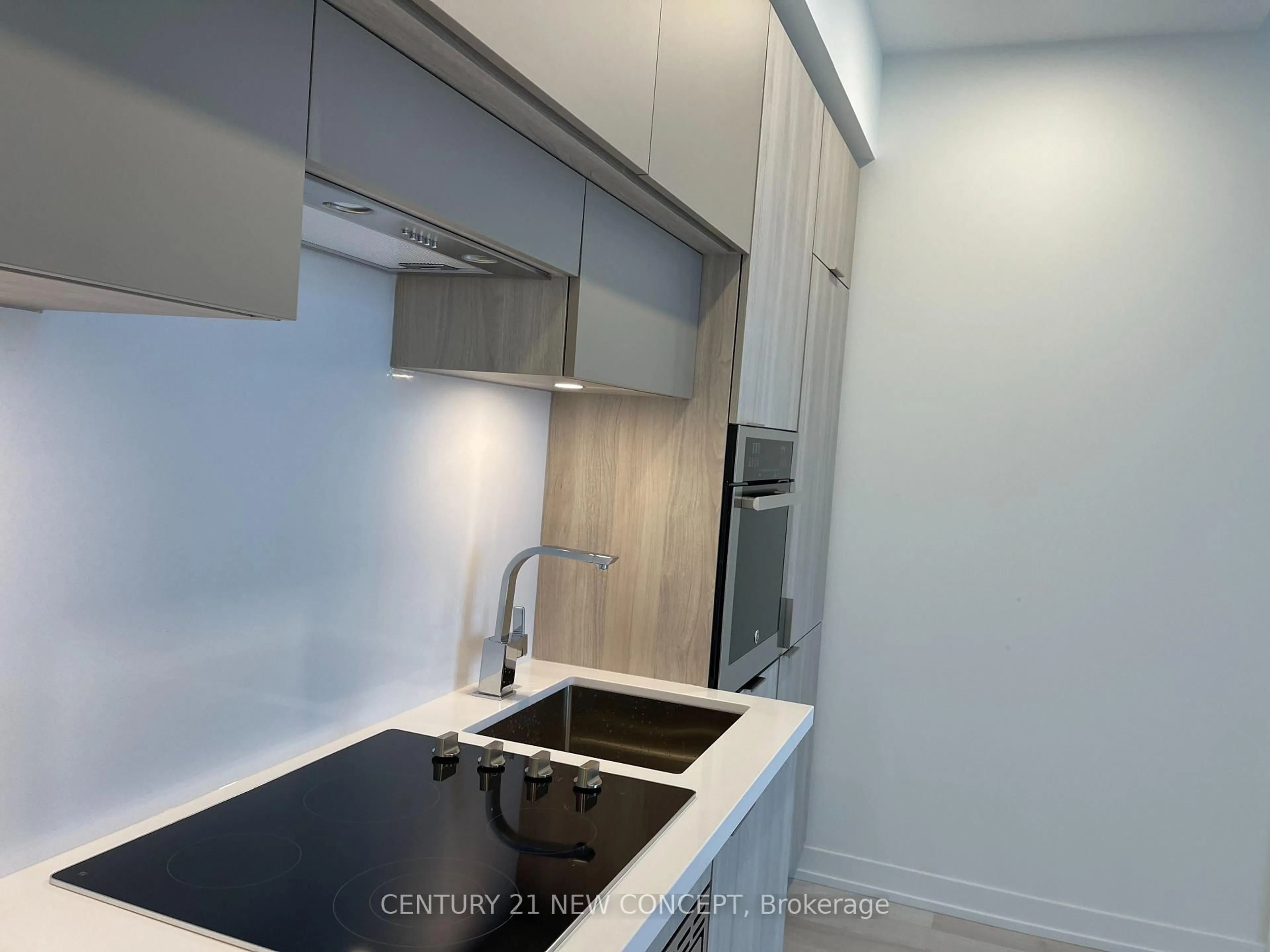 Standard kitchen, unknown for 39 roehampton Ave #1204, Toronto Ontario M4P 0G1