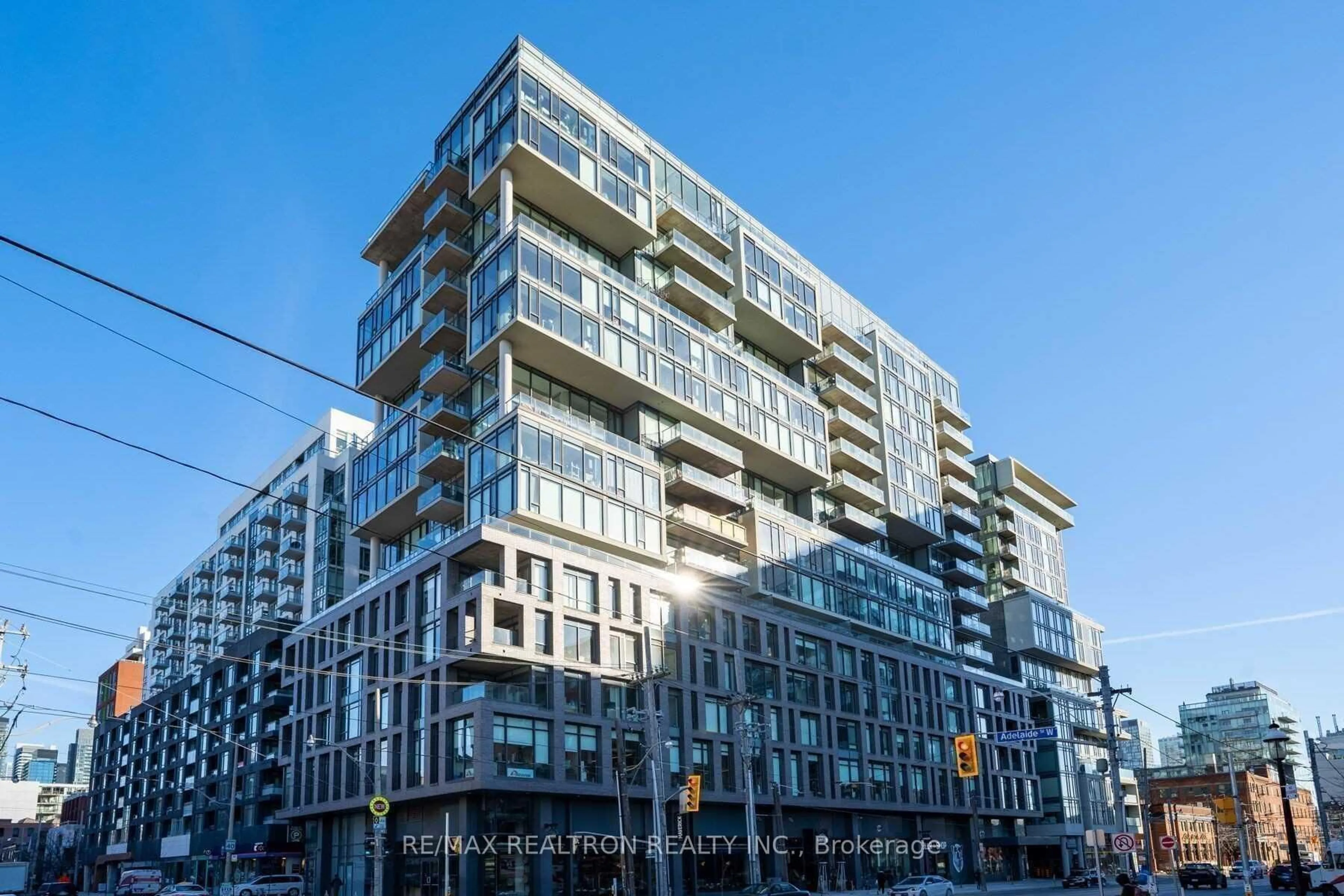 Unknown for 111 Bathurst St #1001, Toronto Ontario M5V 2R1
