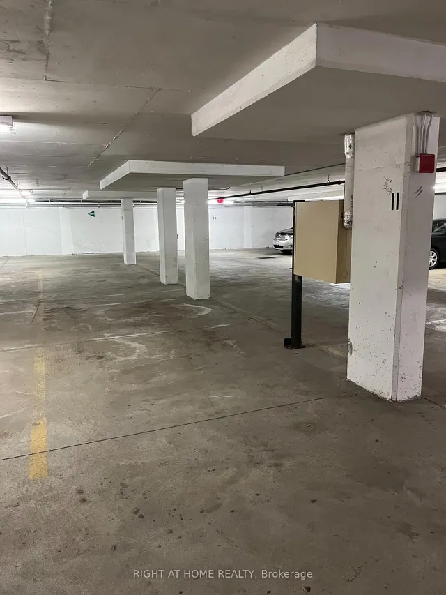 Additional image 2 of 3130 Yonge St Unit Ph1