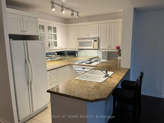 Additional image 36 of 3130 Yonge St Unit Ph1