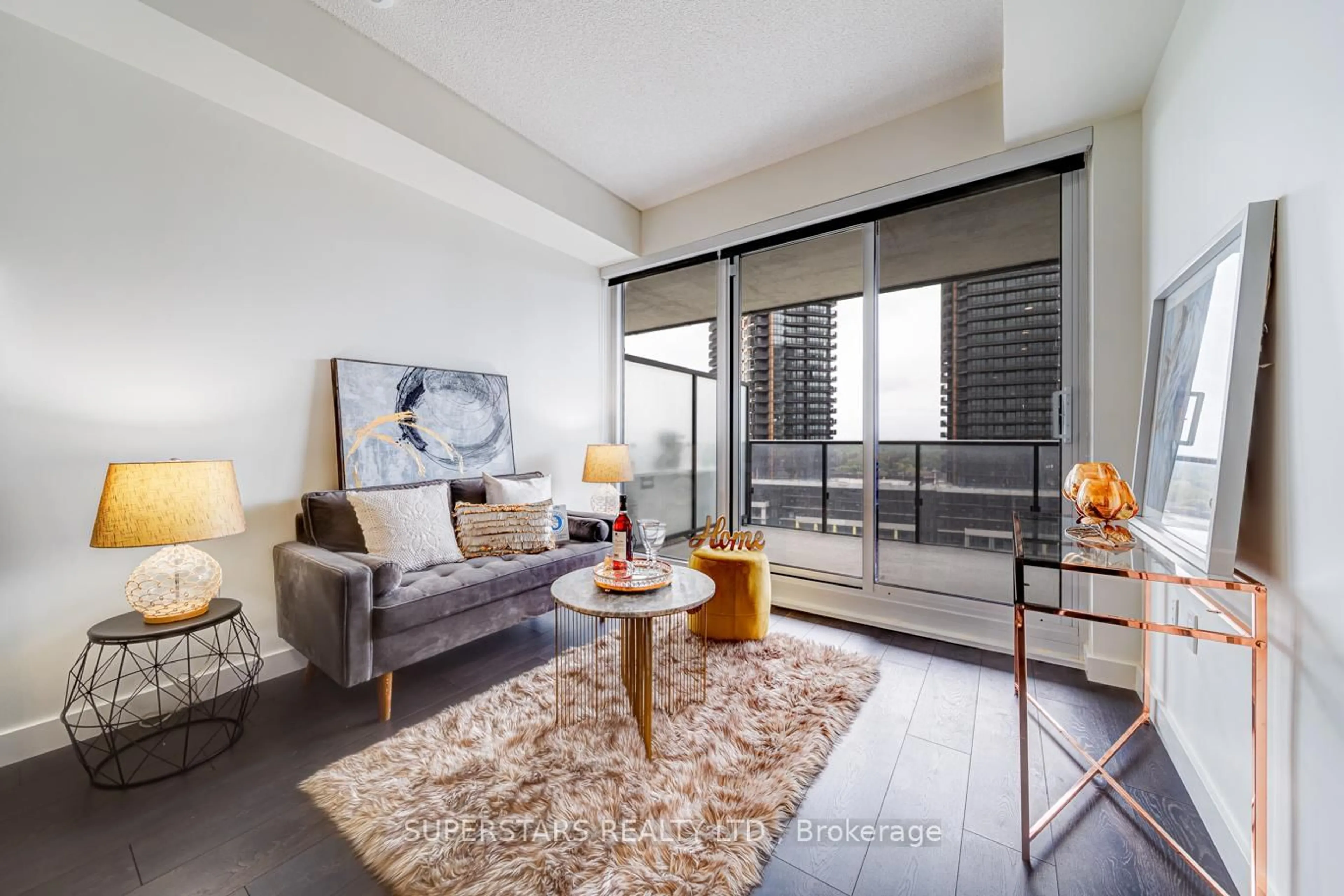 Living room with furniture, unknown for 95 Mcmahon Dr #1511, Toronto Ontario M2K 0H2