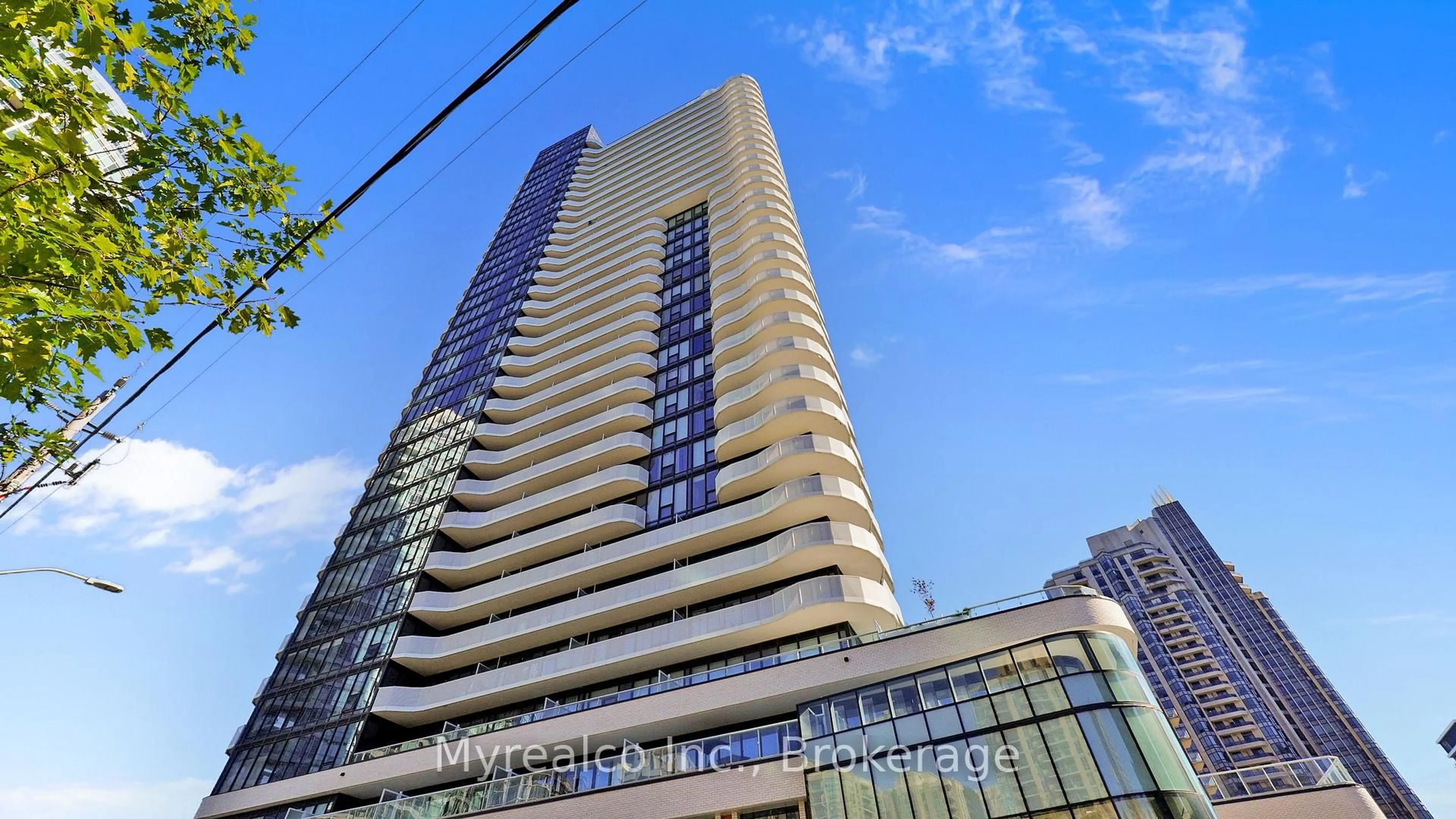 Indoor foyer for 15 Holmes Ave #2309, Toronto Ontario M2N 0L4