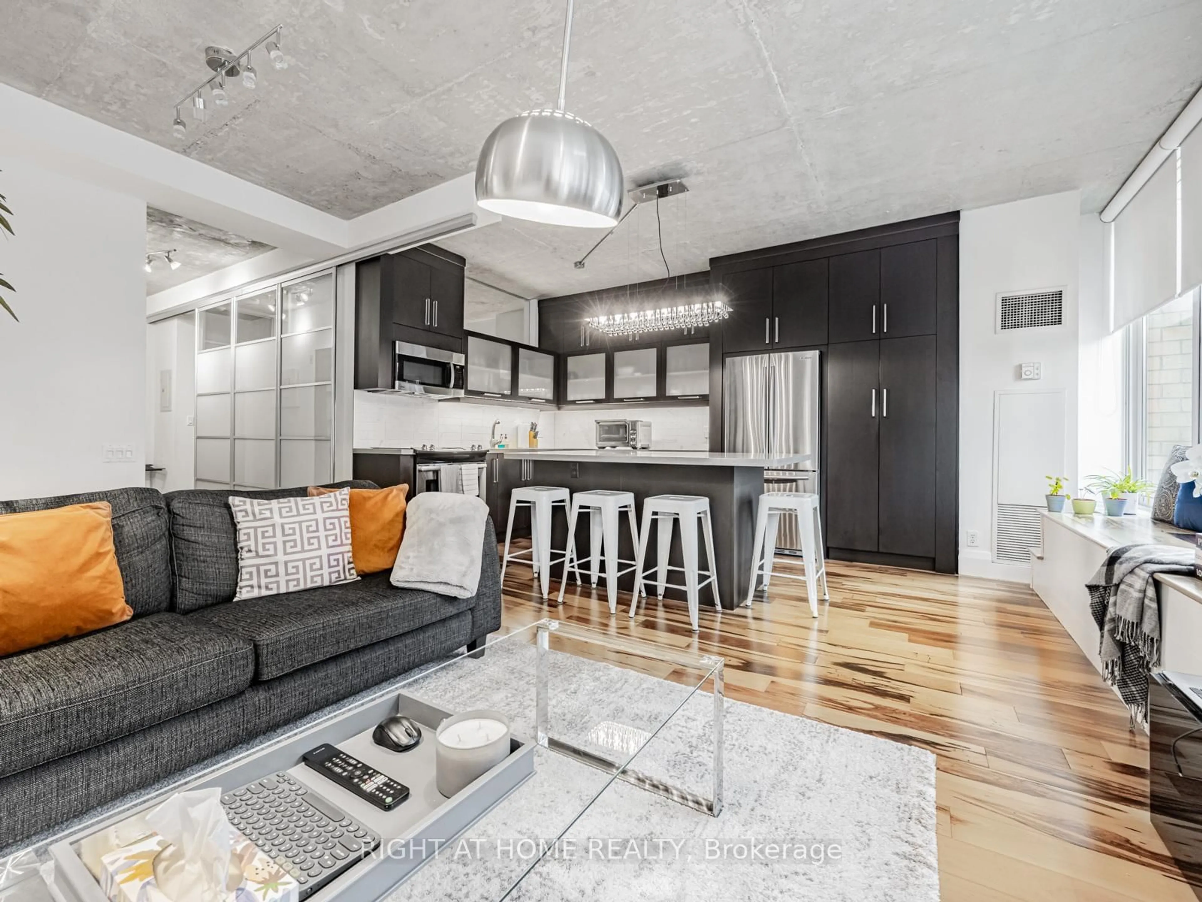 Open concept kitchen, unknown for 50 Camden St #405, Toronto Ontario M5V 3N1