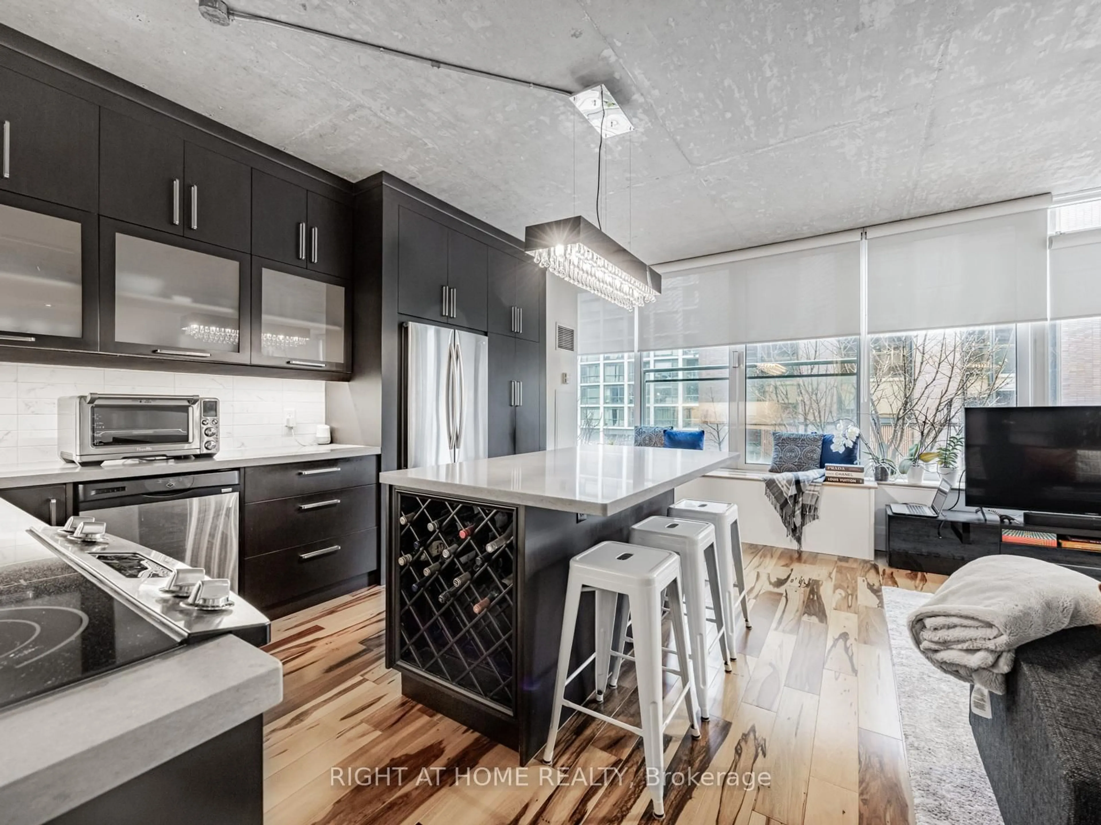 Open concept kitchen, unknown for 50 Camden St #405, Toronto Ontario M5V 3N1