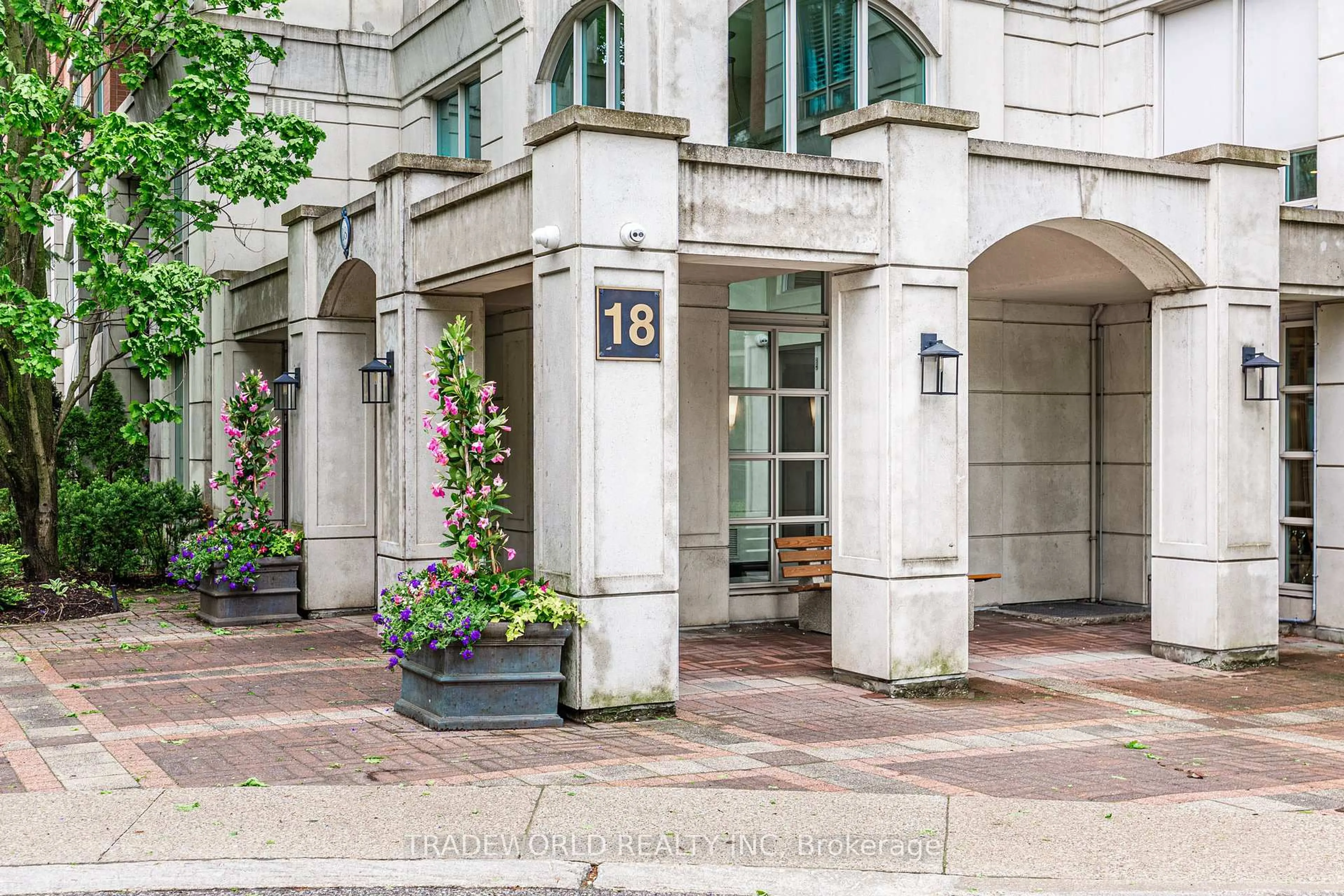 Unknown for 18 William Carson Cres #707, Toronto Ontario M2P 2G6