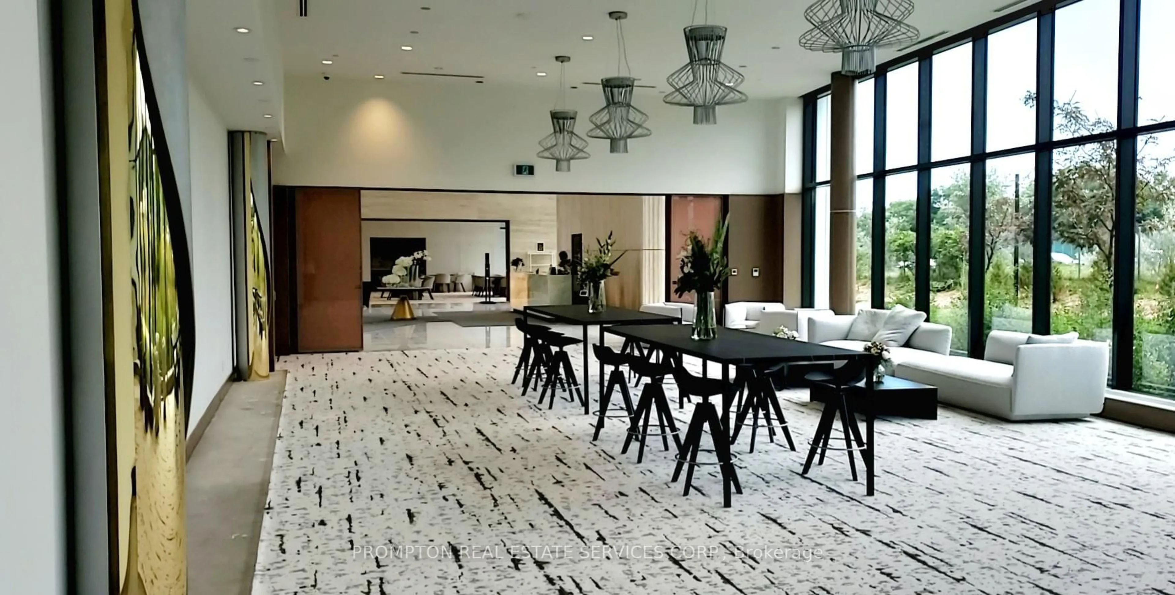 Dining room, carpet floor for 27 McMahon Dr #915, Toronto Ontario M2K 0J2