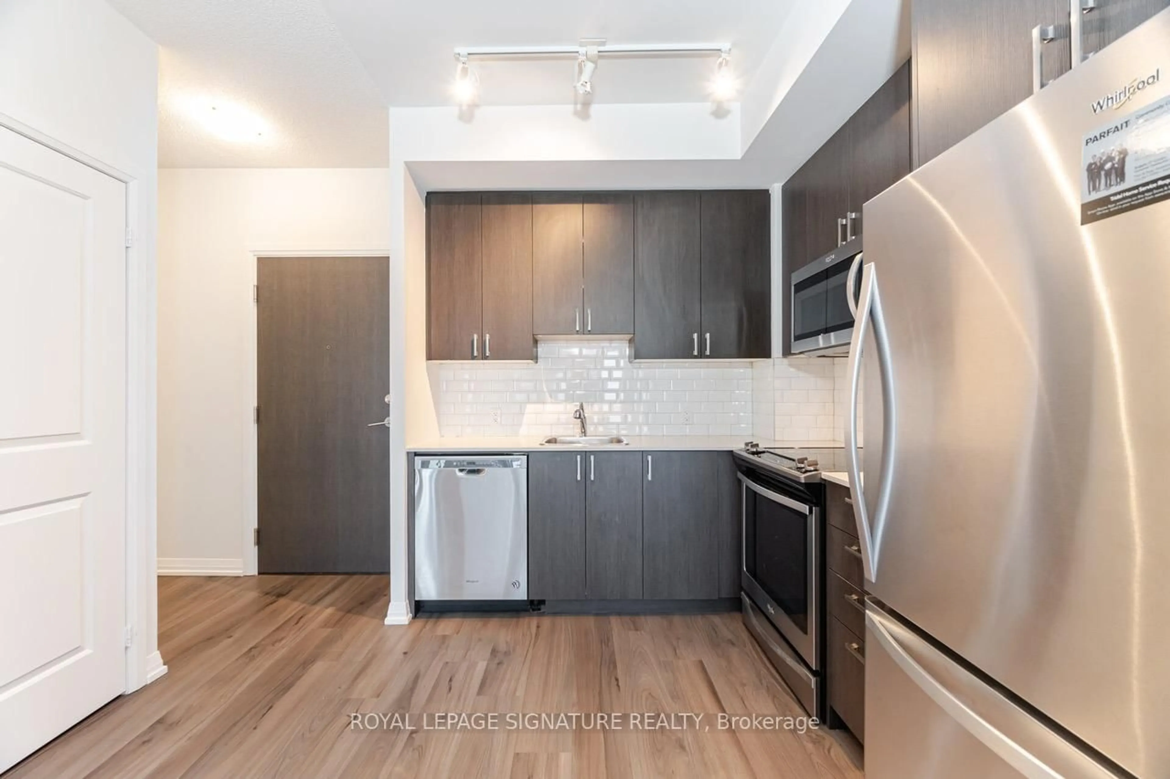 Standard kitchen, unknown for 60 Ann O'reilly Rd #471, Toronto Ontario M2J 0C8