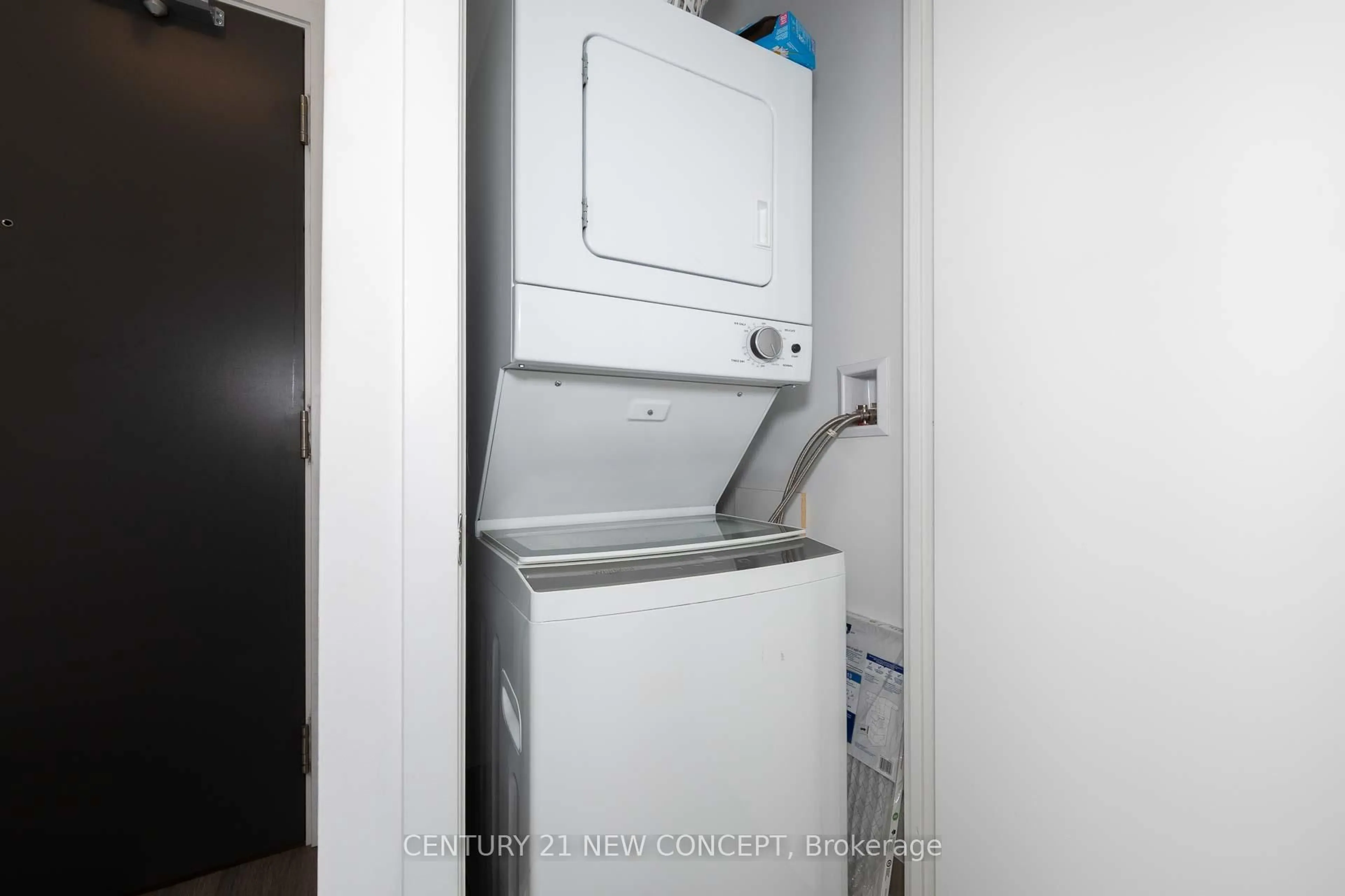 Laundry room for 5180 Yonge St #416, Toronto Ontario M2N 5P6