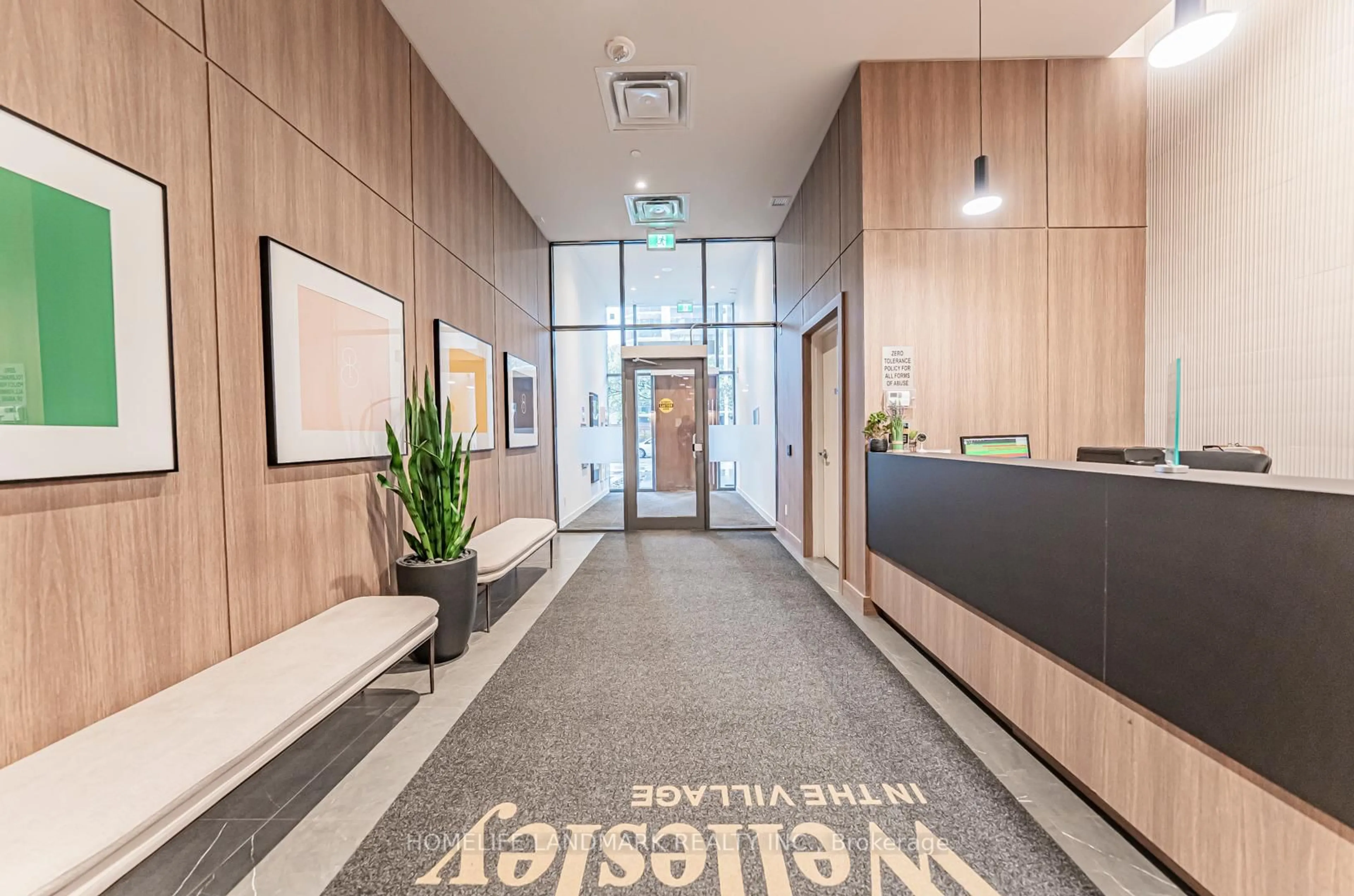 Indoor foyer for 81 Wellesley St #307, Toronto Ontario M4Y 0C5