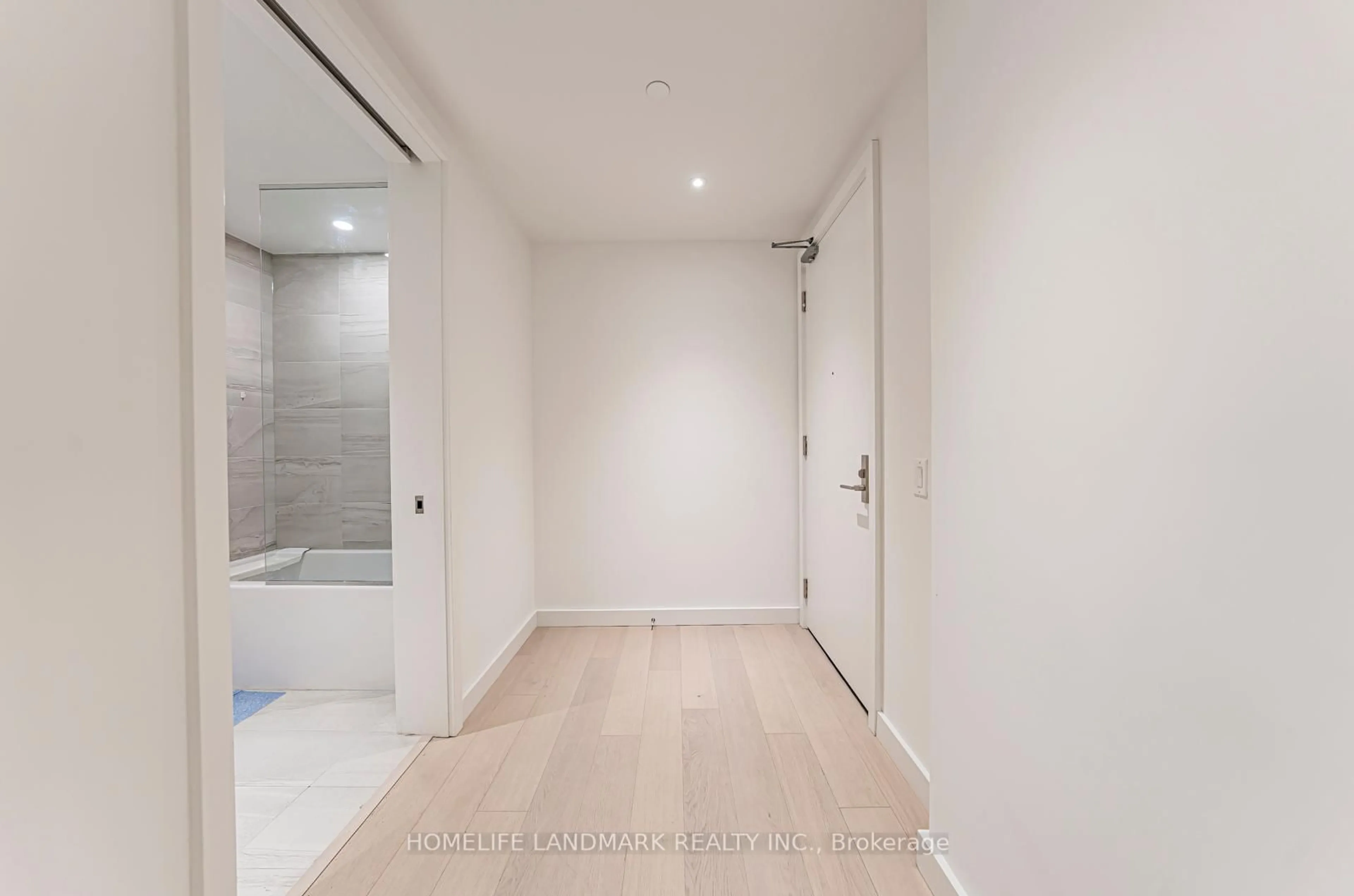 A pic of a room for 81 Wellesley St #307, Toronto Ontario M4Y 0C5