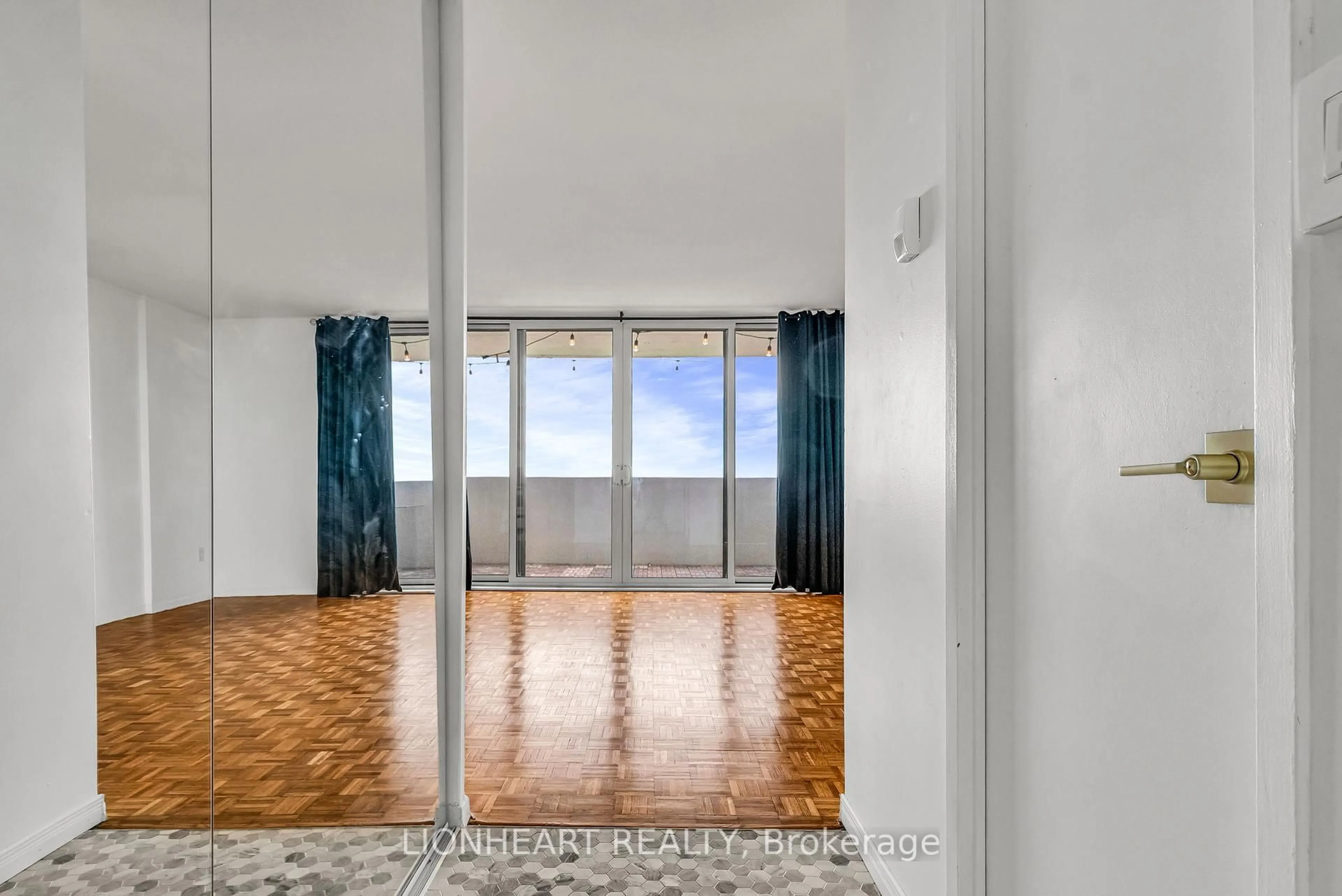 Unknown for 40 Homewood Ave #2608, Toronto Ontario M4Y 2K2