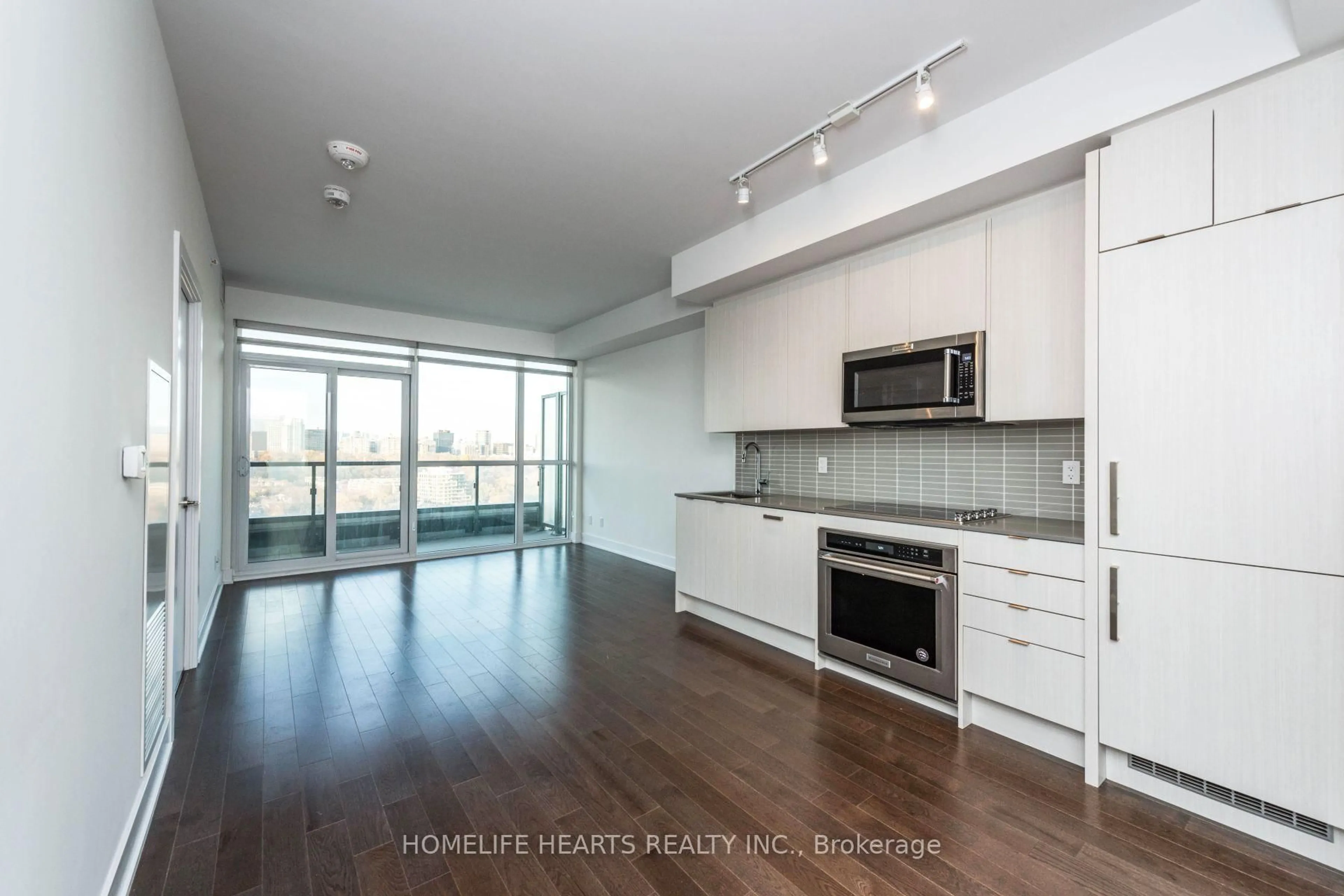 Open concept kitchen, unknown for 181 Bedford Rd #1803, Toronto Ontario M5R 0A5