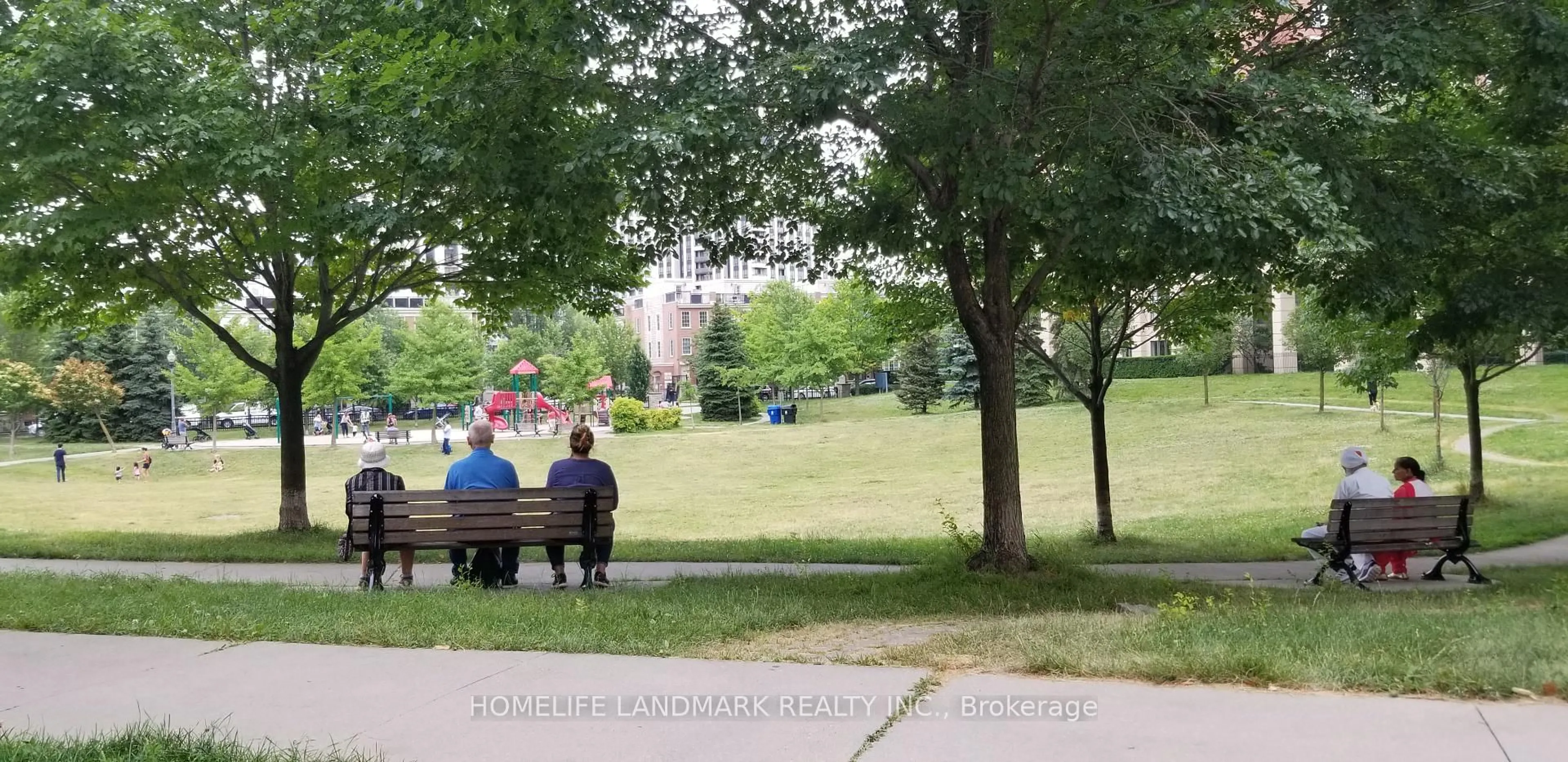 Blurry image for 16 Harrison Garden Blvd #PH 7, Toronto Ontario M2N 7J6