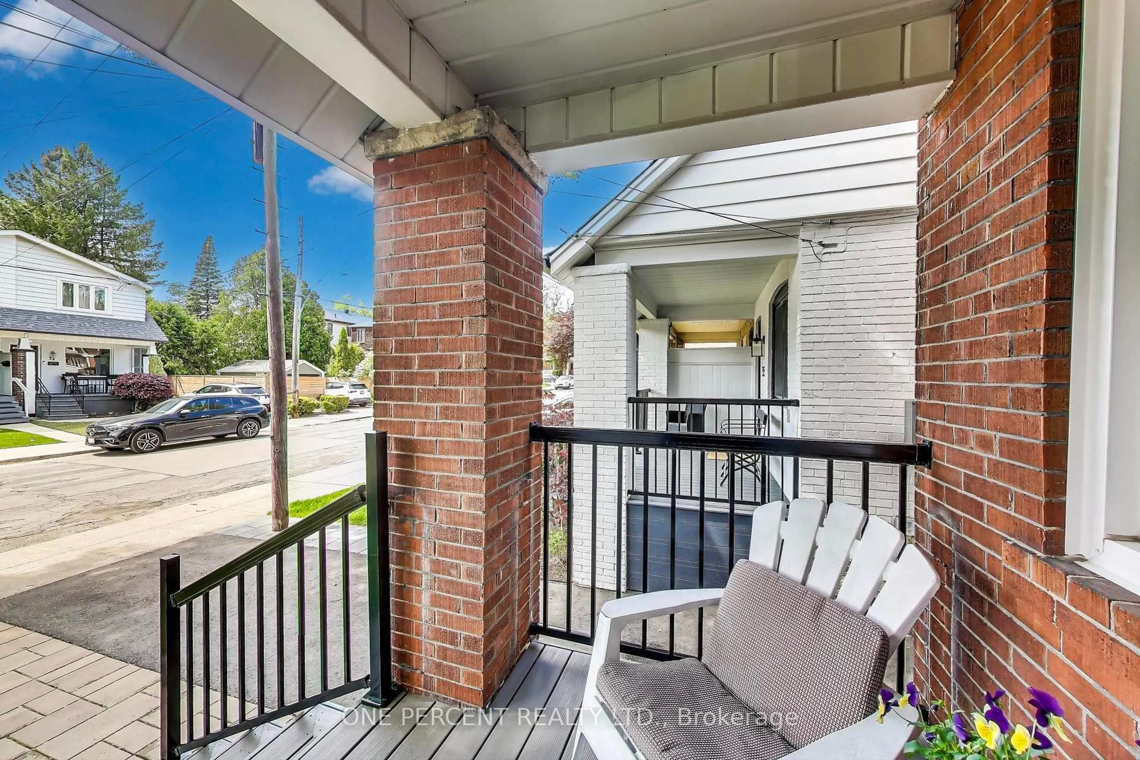 Patio, street for 33 LeMay Rd, Toronto Ontario M4S 2X2
