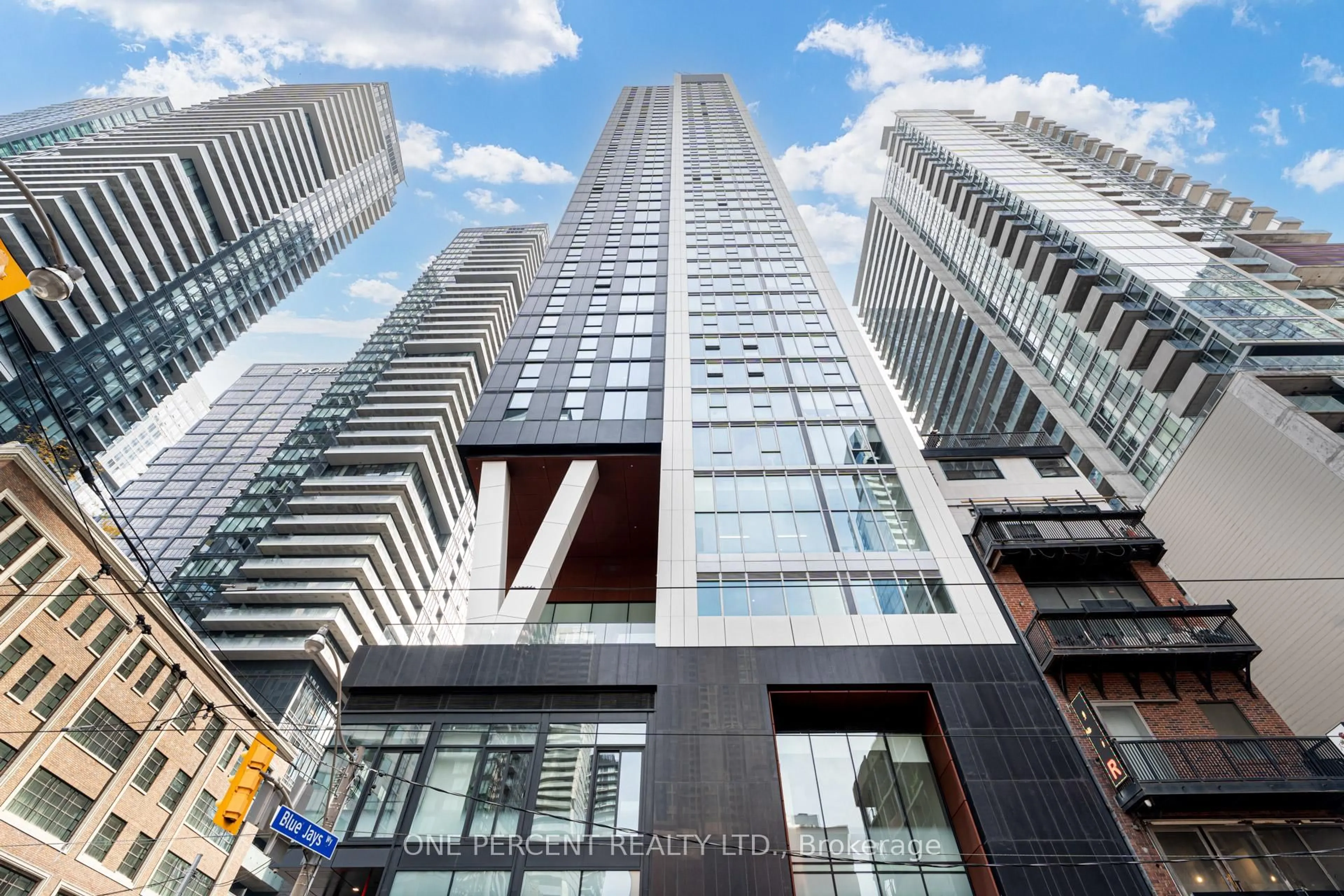 Unknown for 357 King St #2108, Toronto Ontario M5V 1K1