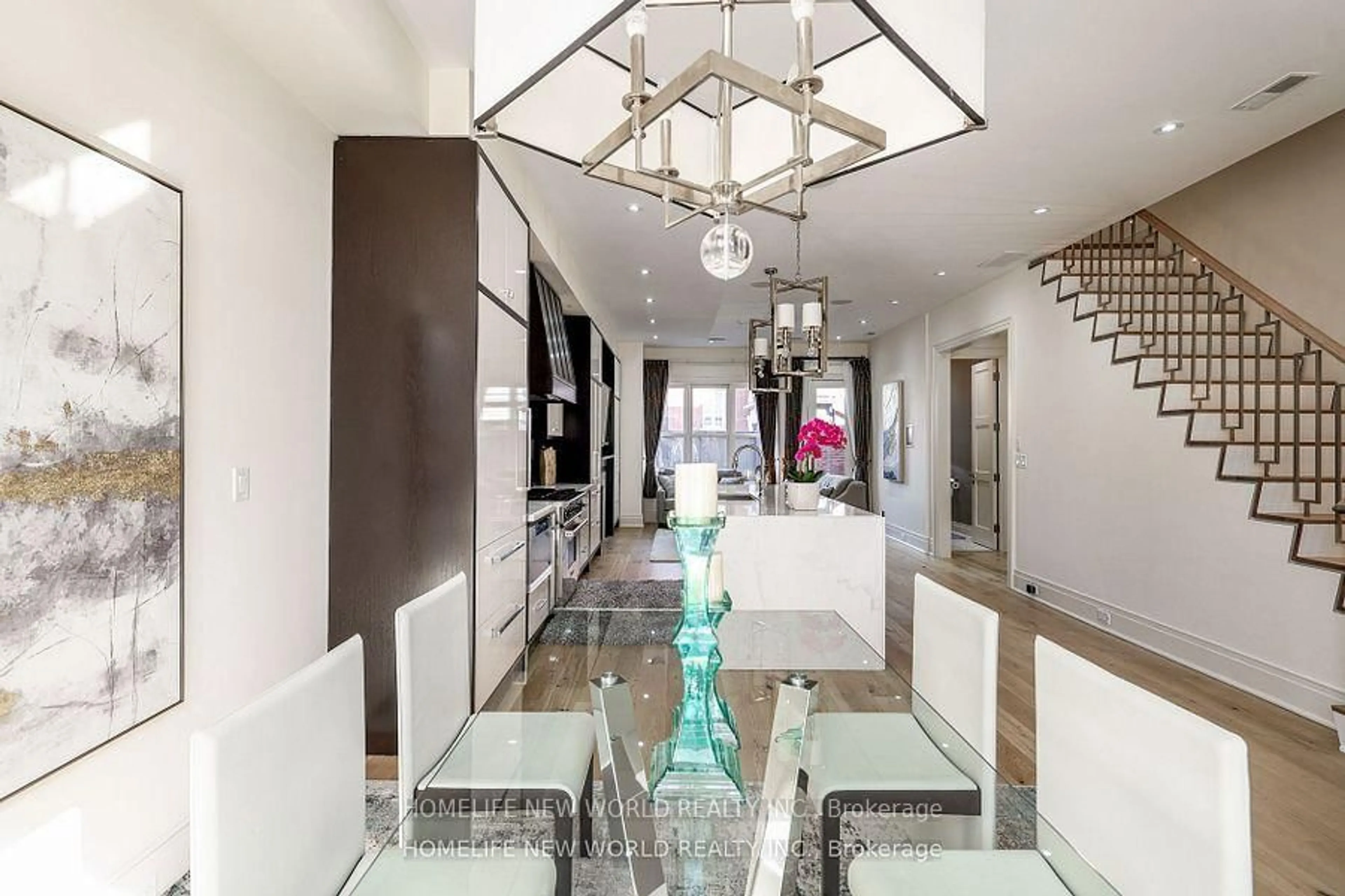 Dining room, ceramic/tile floor for 9 Dunvegan Rd, Toronto Ontario M4V 2P5