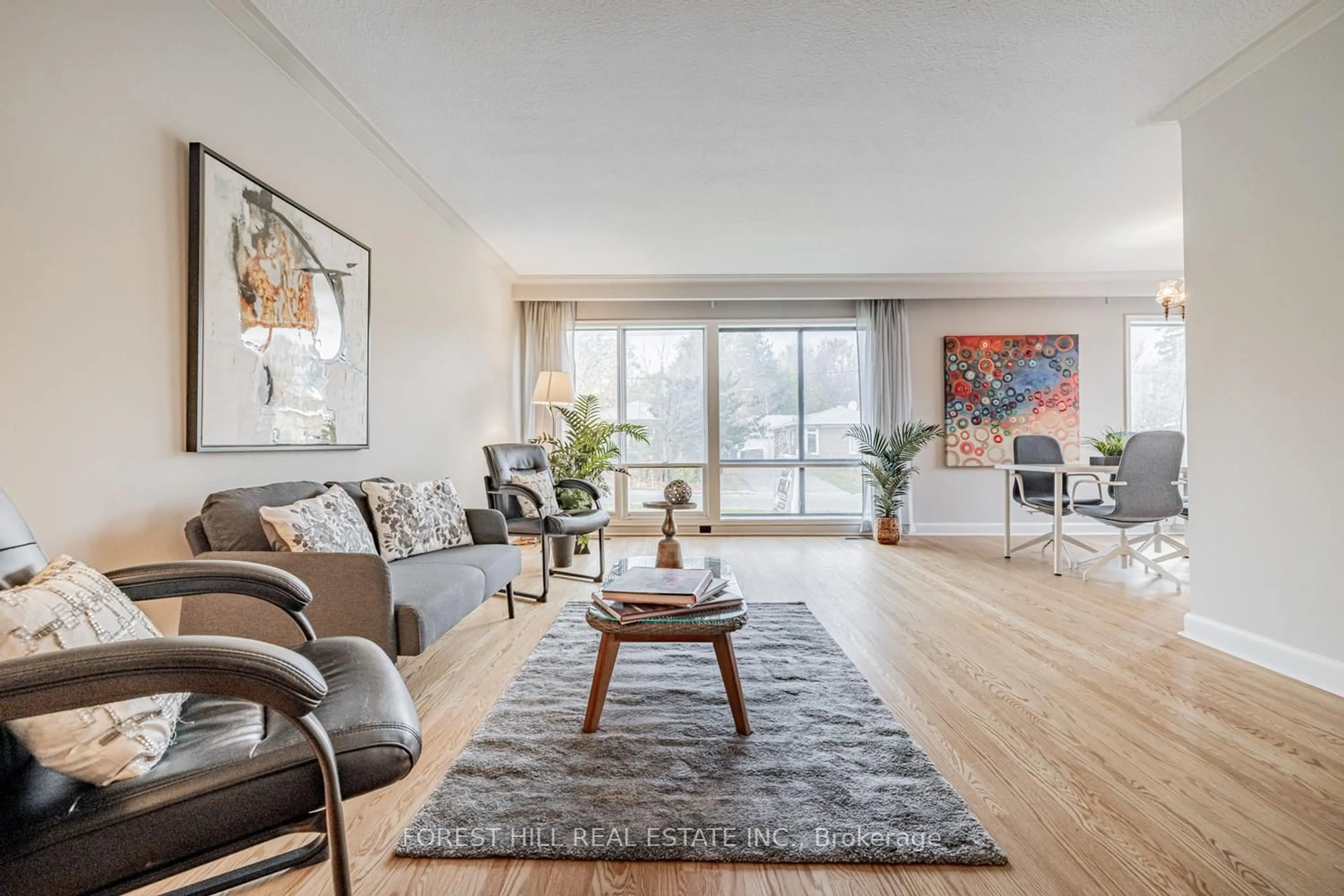 Living room with furniture, unknown for 3 Blithfield Ave, Toronto Ontario M2K 1X9