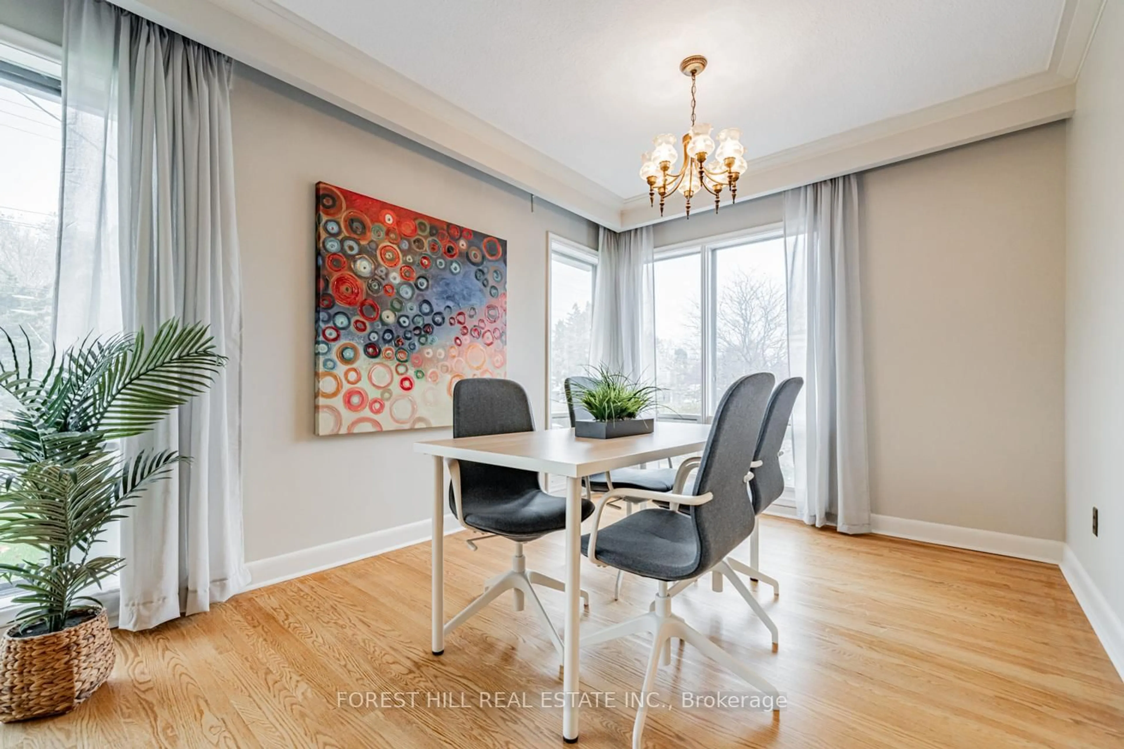 Dining room, wood/laminate floor for 3 Blithfield Ave, Toronto Ontario M2K 1X9