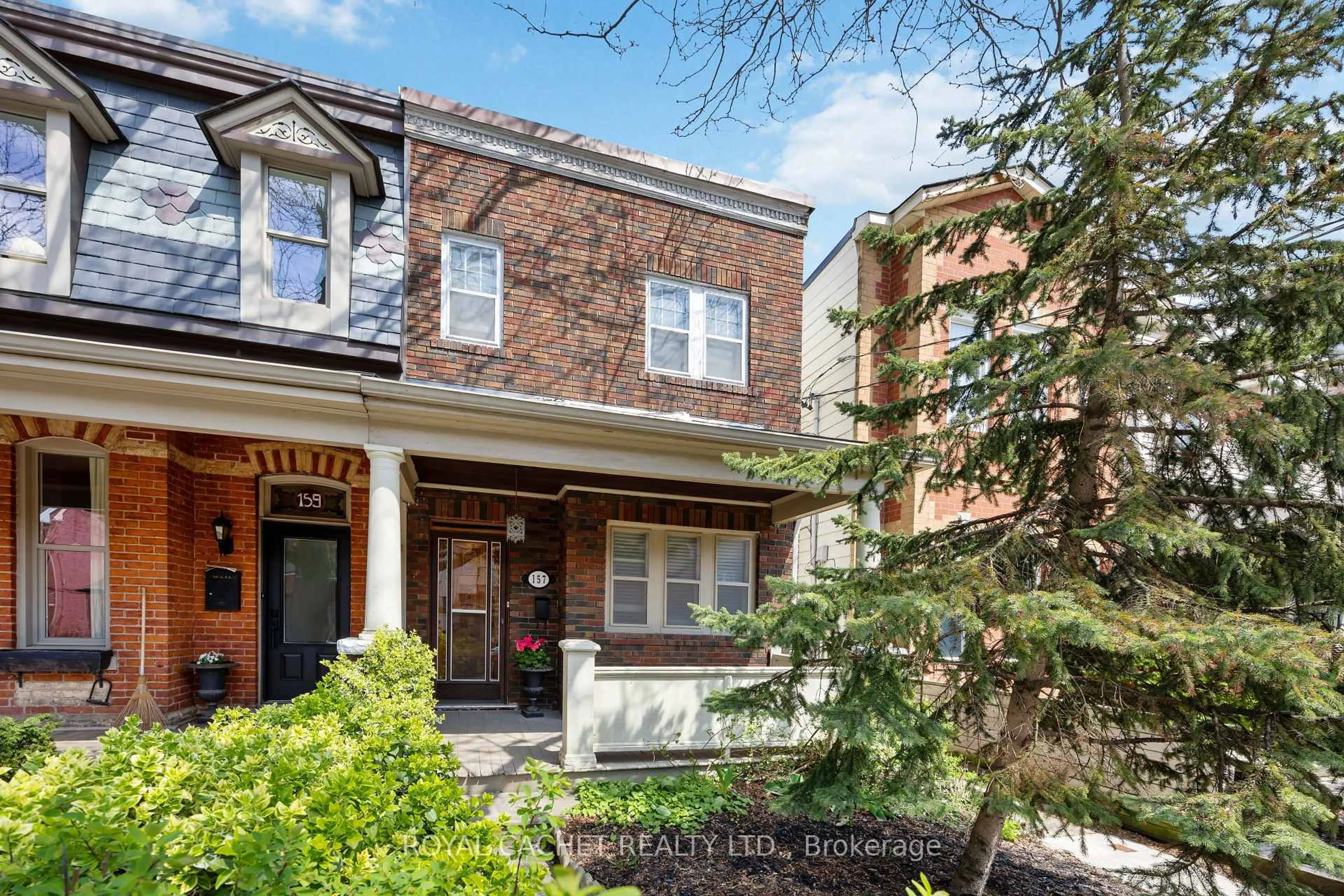 Home with brick exterior material, street for 157 Lisgar St, Toronto Ontario M6J 3G4