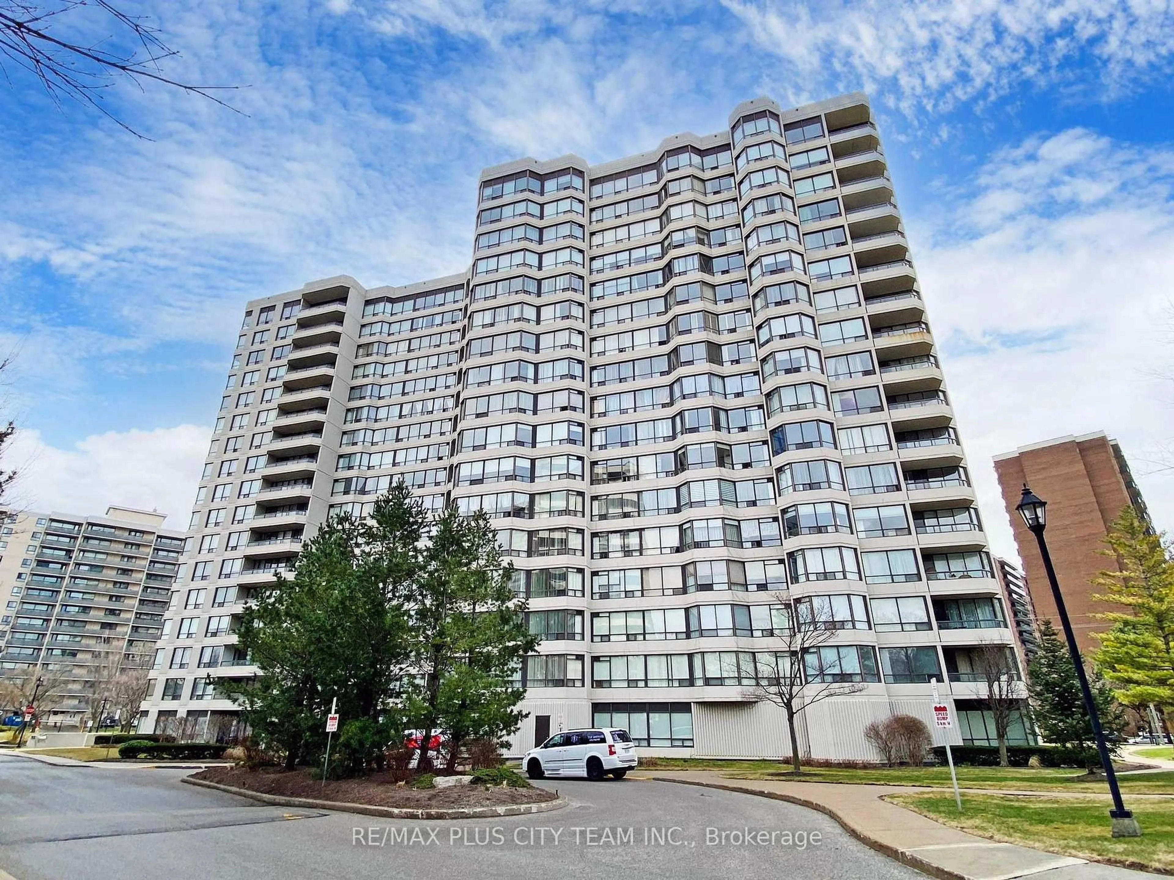 Unknown for 1101 Steeles Ave #Ph202, Toronto Ontario M2R 3W5