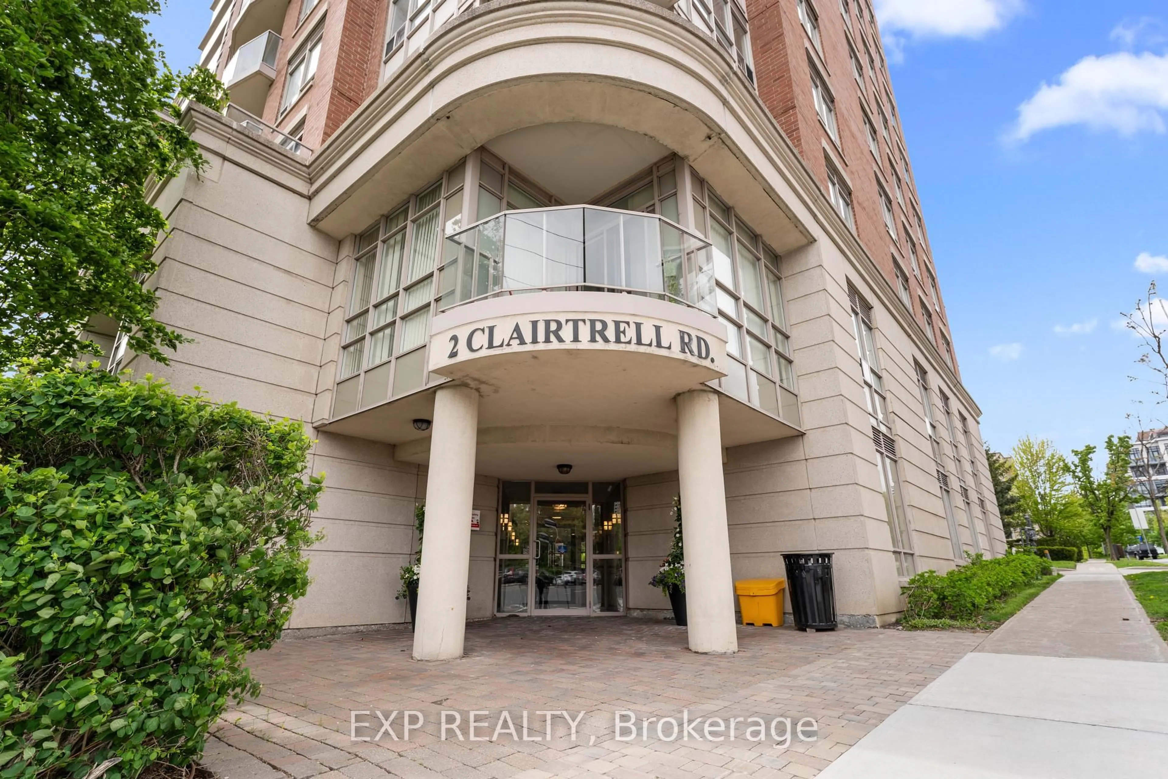Lobby for 2 Clairtrell Rd #1109, Toronto Ontario M2N 7H5
