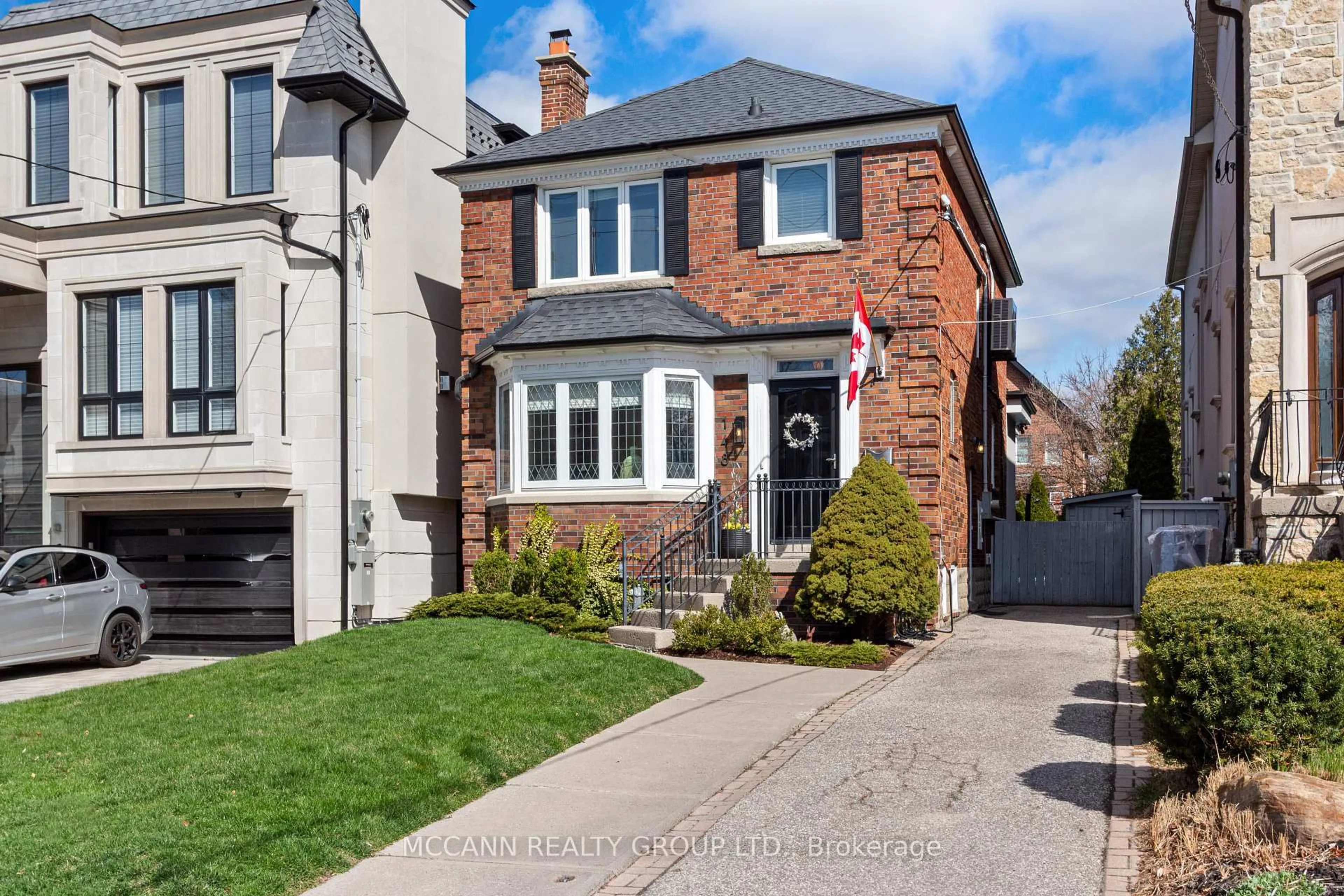 Home with brick exterior material, street for 148 Brooke Ave, Toronto Ontario M5M 2K5