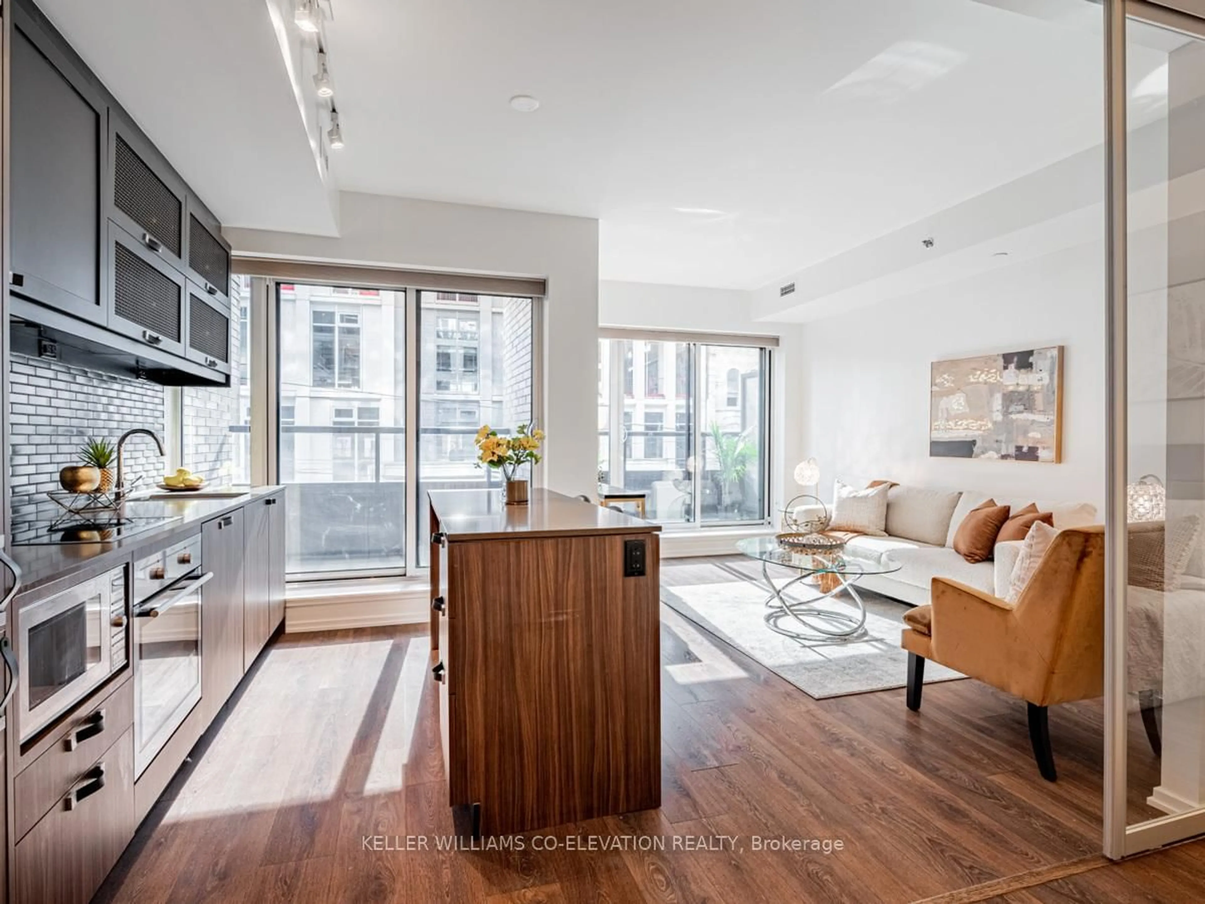 Open concept kitchen, unknown for 783 Bathurst St #217, Toronto Ontario M5S 0A8