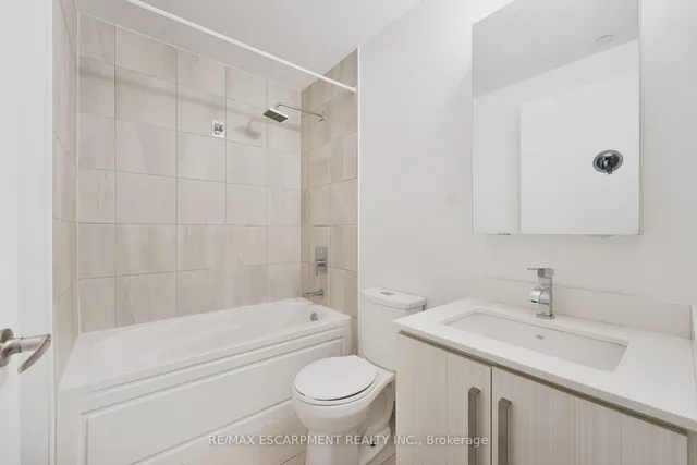 Additional property image - 5180 Yonge St Unit 6