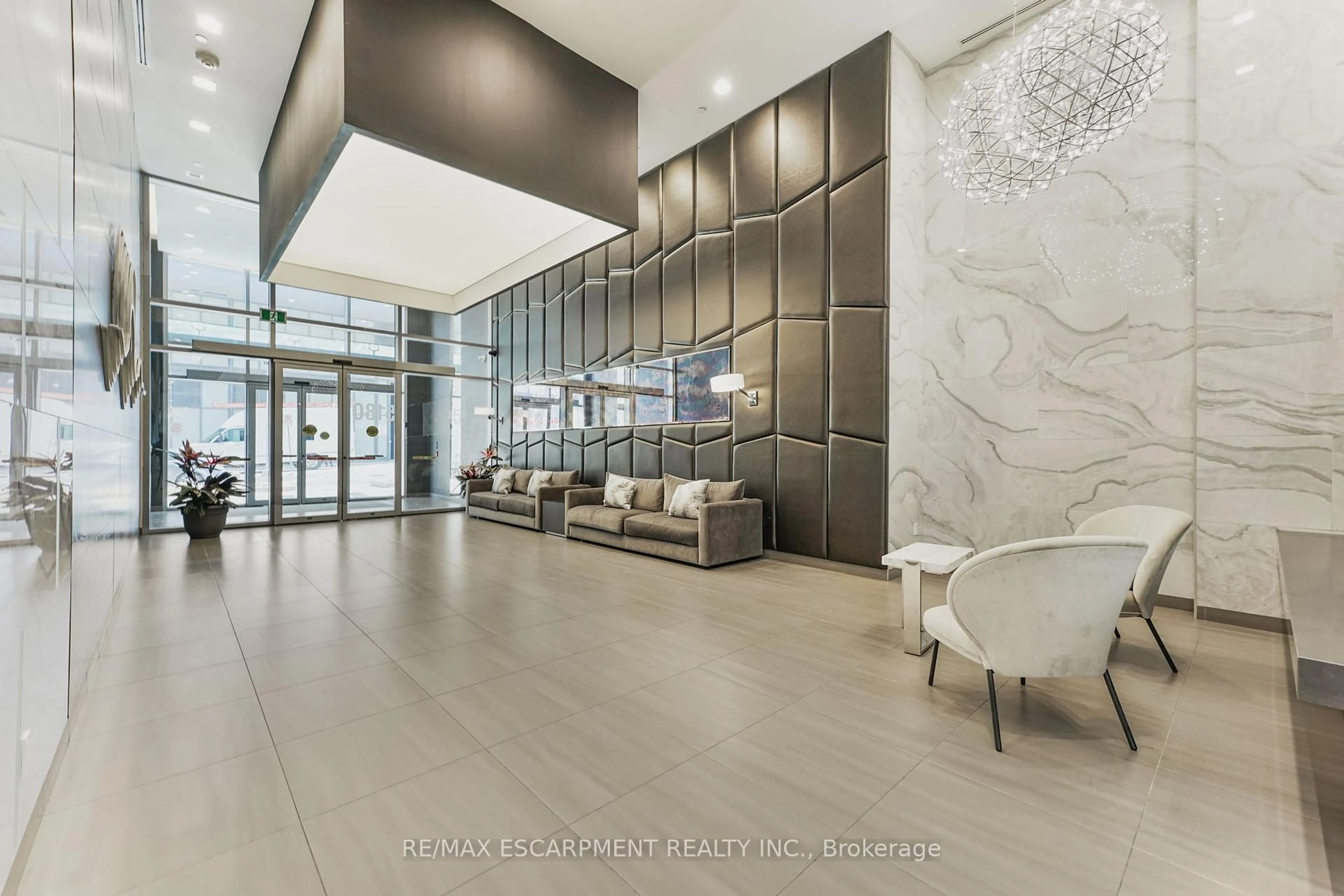 Unknown for 5200 Yonge St #6, Toronto Ontario M2N 5P6