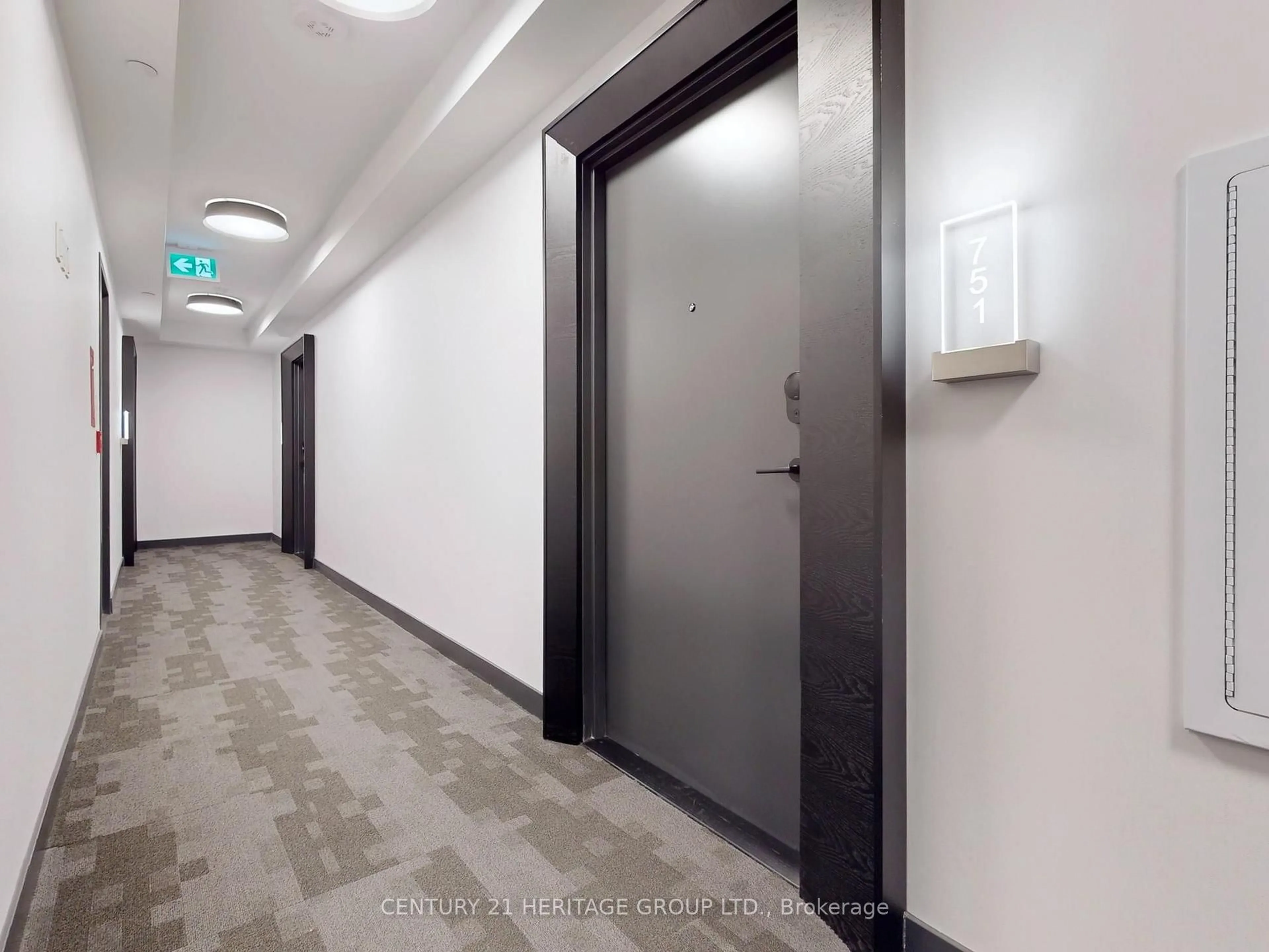 Indoor foyer for 121 Lower Sherbourne St #751, Toronto Ontario M5A 0W8