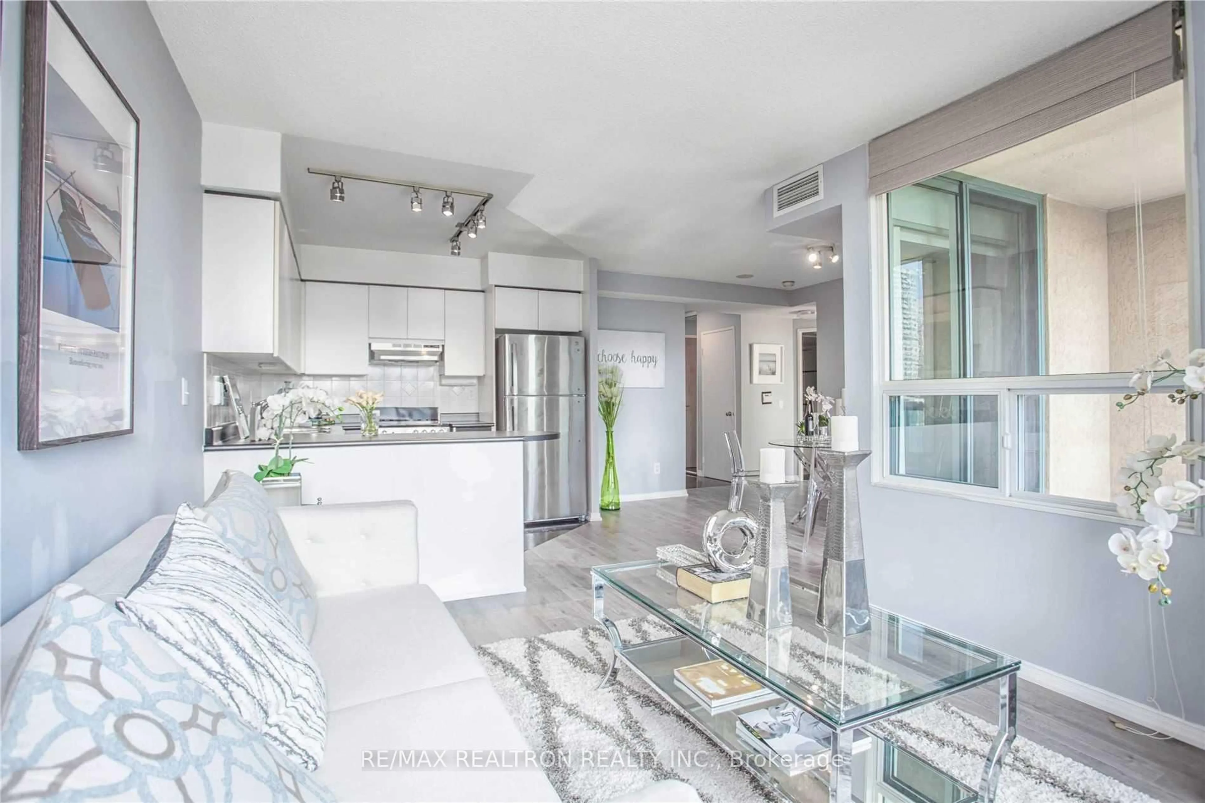 Open concept kitchen, ceramic/tile floor for 238 Doris Ave #1101, Toronto Ontario M2N 6W1