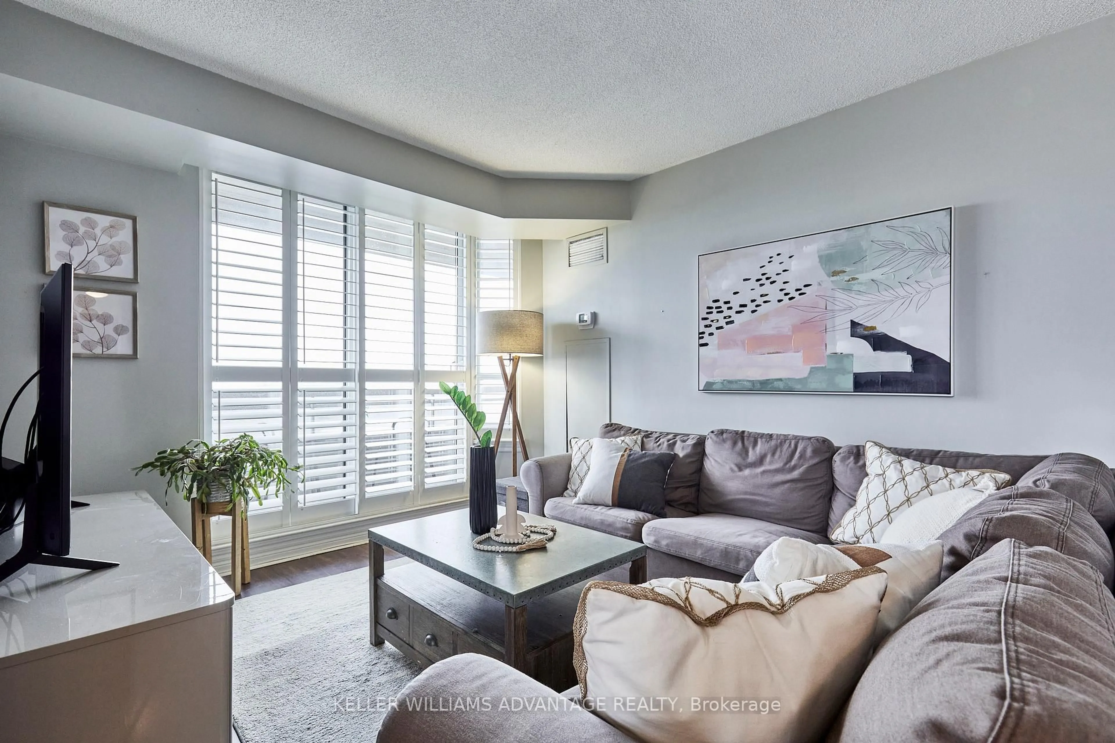 Living room with furniture, unknown for 1700 Eglinton Ave #1106, Toronto Ontario M4A 2X4