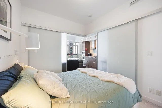 Additional property image - 12 York St Unit 3601