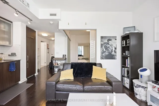 Additional property image - 12 York St Unit 3601